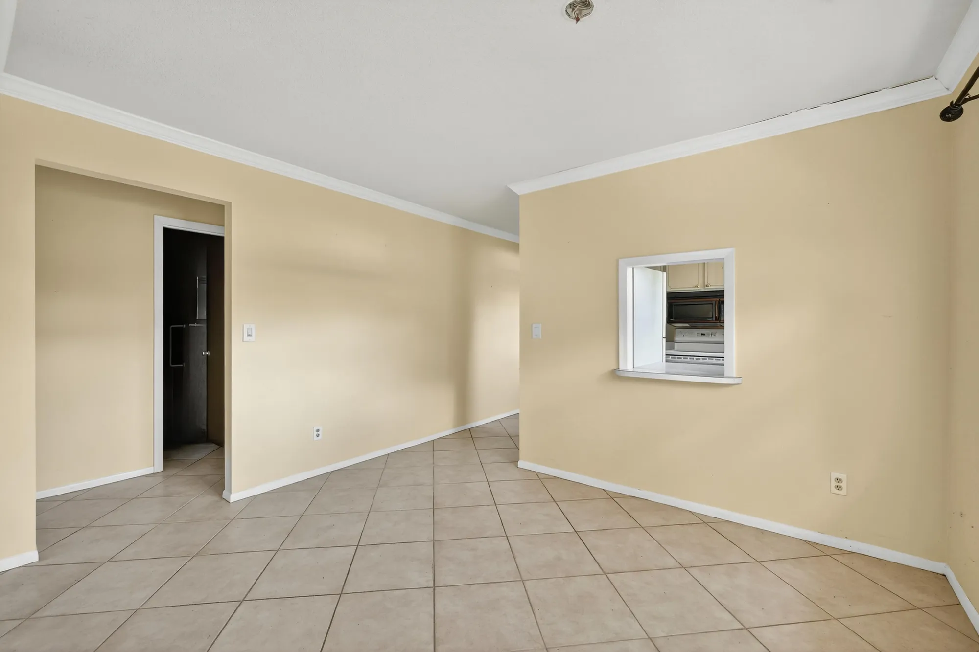 Property Slideshow image 5 of 24 | 2600 se ocean blvd l15, Stuart, FL, 34996