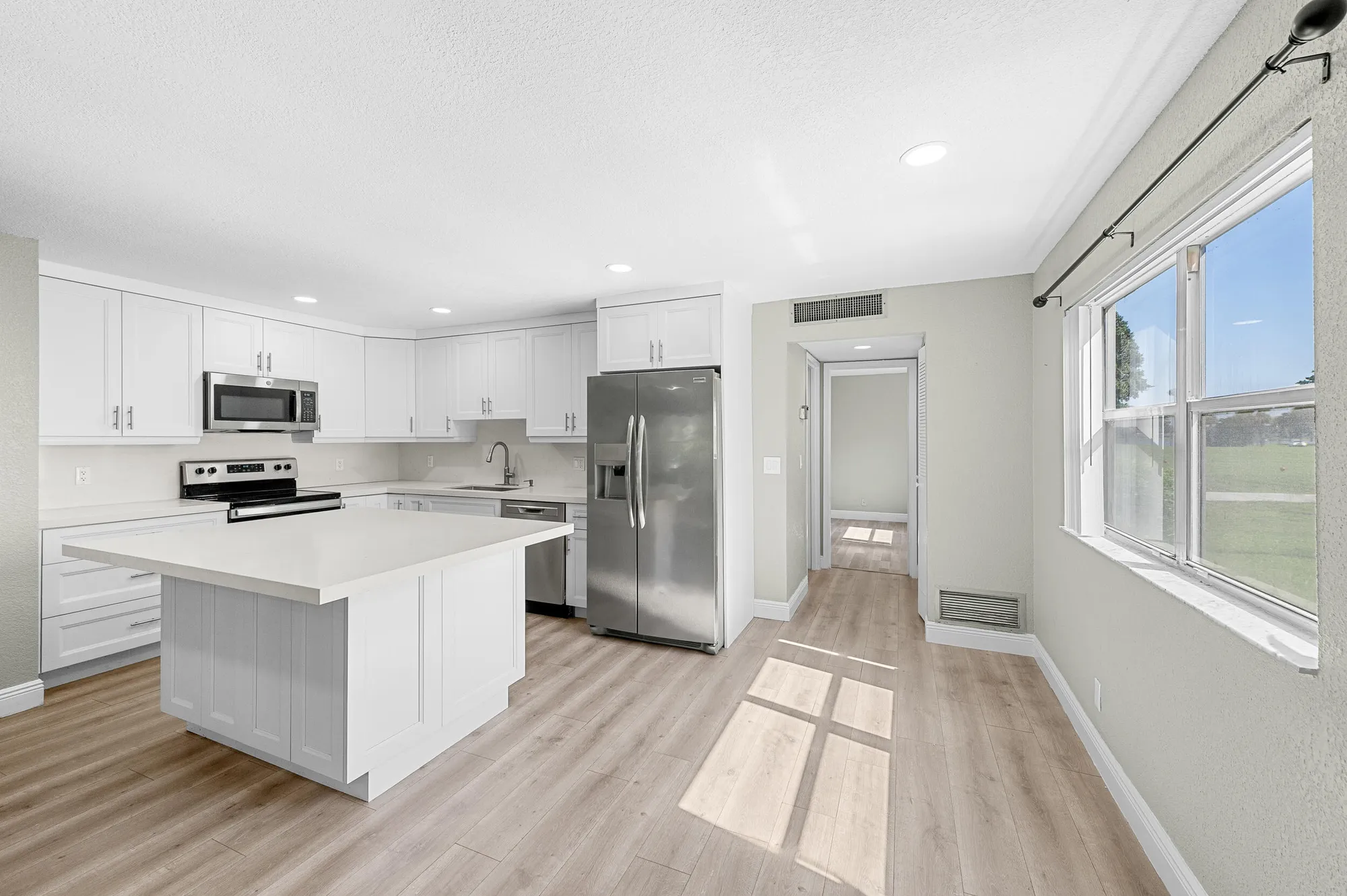 Property Slideshow image 10 of 58 | 106 tuscany b b, Delray Beach, FL, 33446