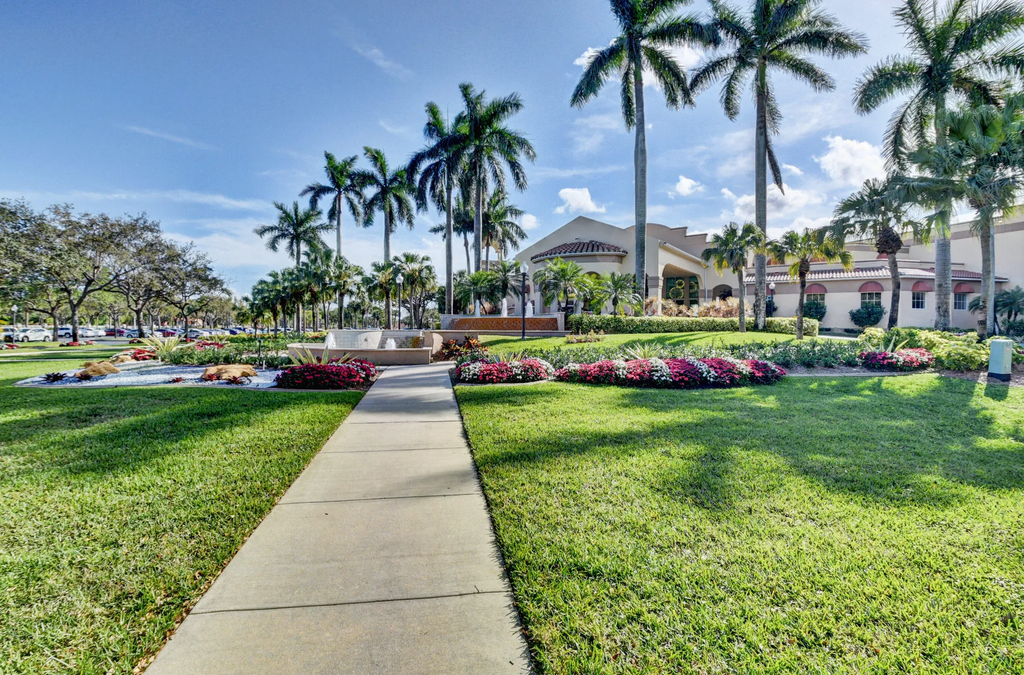 Property Slideshow image 48 of 86 | 5634 royal lake cir, Boynton Beach, FL, 33437