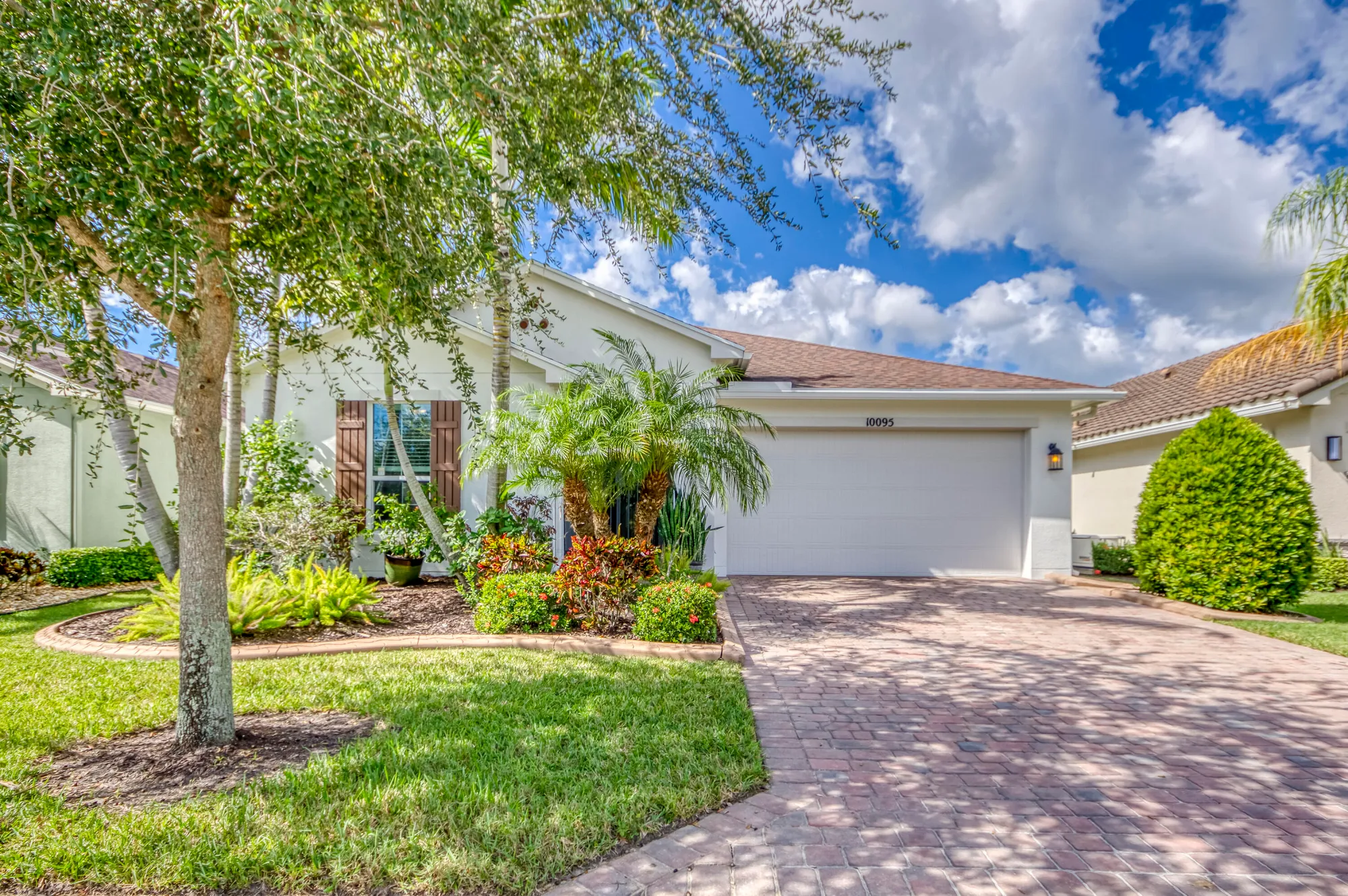Property Slideshow image 1 of 38 | 10095 sw indian lilac trl, Port Saint Lucie, FL, 34987