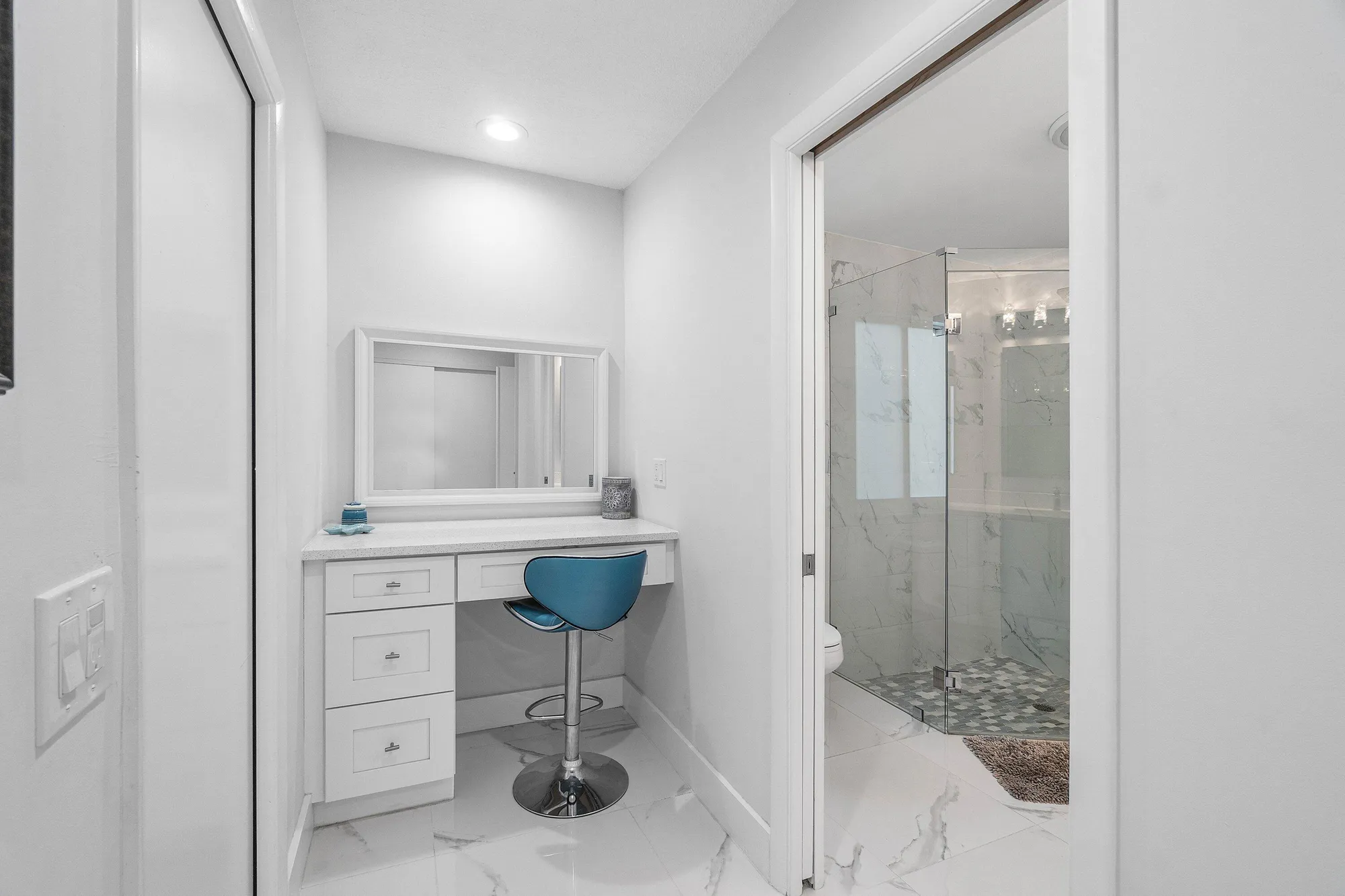 Property Slideshow image 16 of 49 | 2350 riviera dr, Delray Beach, FL, 33445