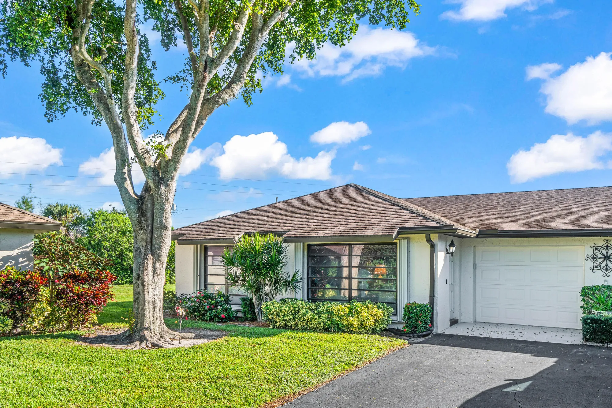 Property Slideshow image 2 of 27 | 4868 hawkwood rd a, Boynton Beach, FL, 33436