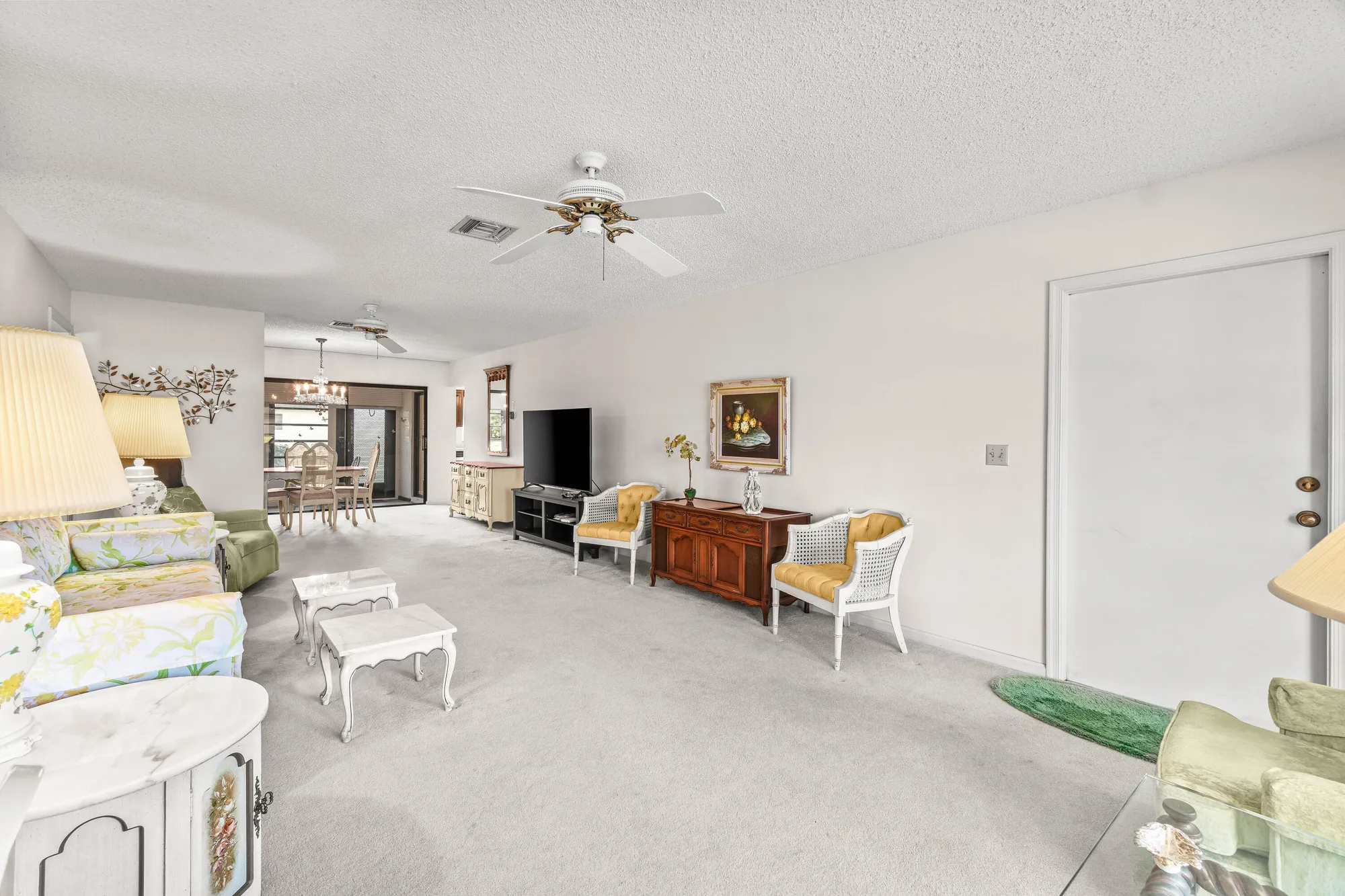 Property Slideshow image 4 of 27 | 4868 hawkwood rd a, Boynton Beach, FL, 33436