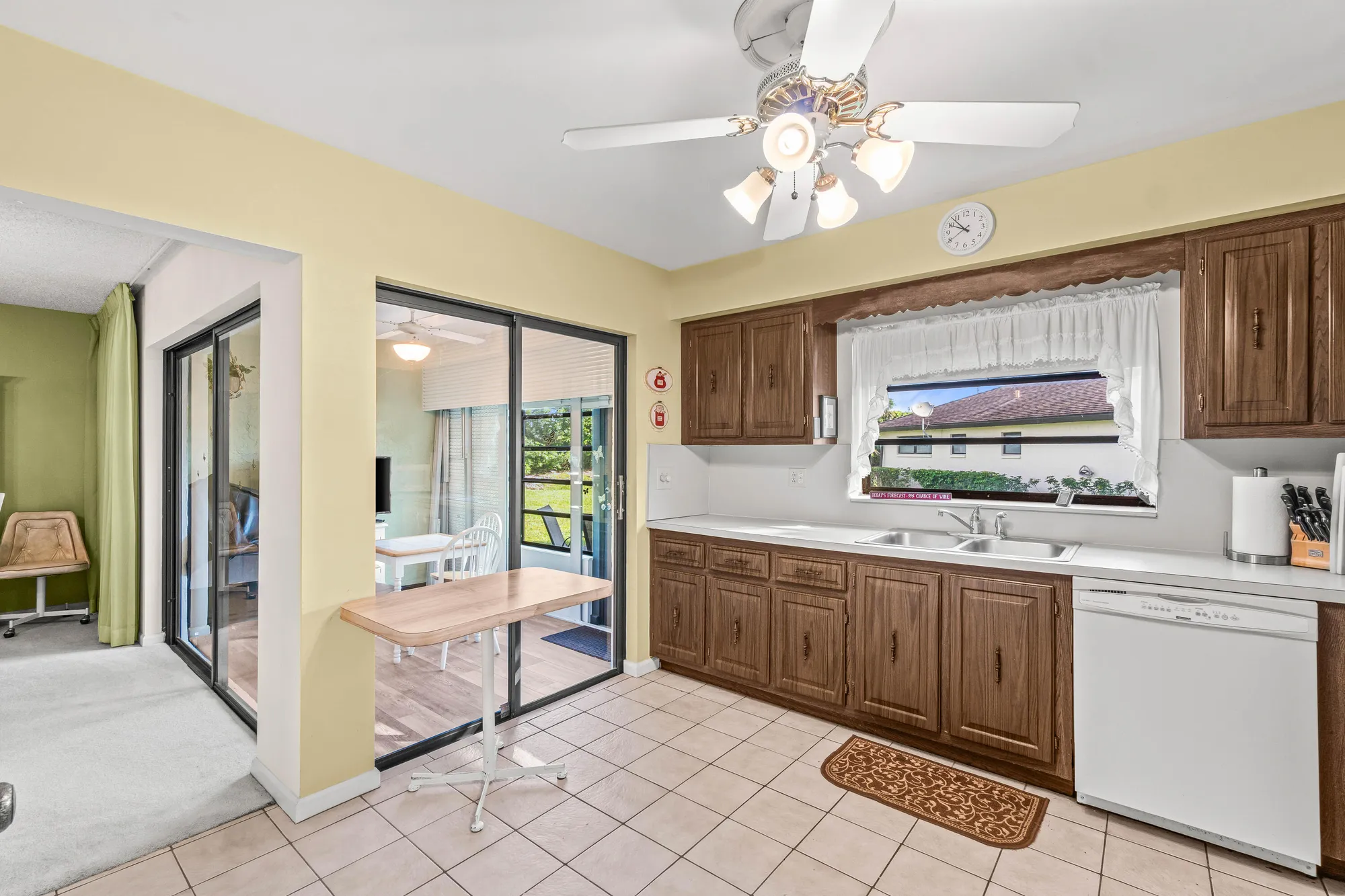 Property Slideshow image 9 of 27 | 4868 hawkwood rd a, Boynton Beach, FL, 33436