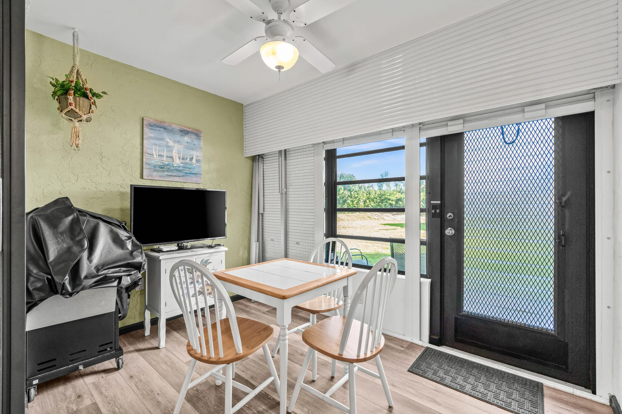 Property Slideshow image 21 of 27 | 4868 hawkwood rd a, Boynton Beach, FL, 33436