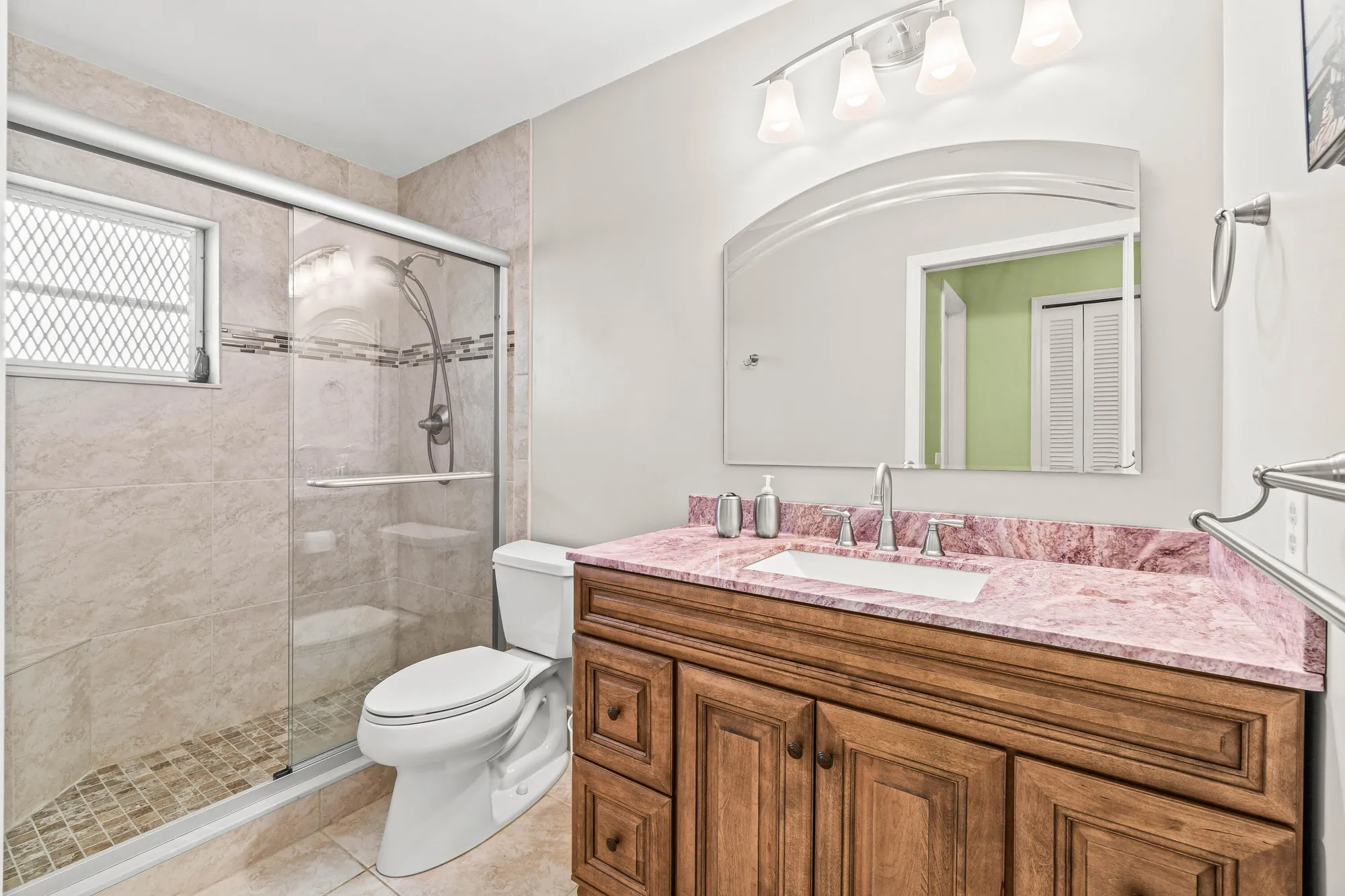 Property Slideshow image 14 of 27 | 4868 hawkwood rd a, Boynton Beach, FL, 33436