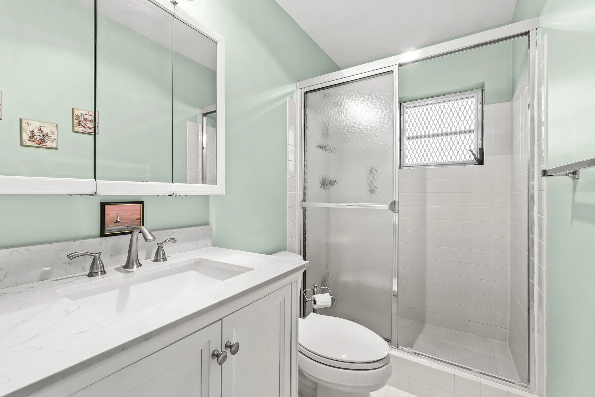 Property Slideshow image 18 of 27 | 4868 hawkwood rd a, Boynton Beach, FL, 33436