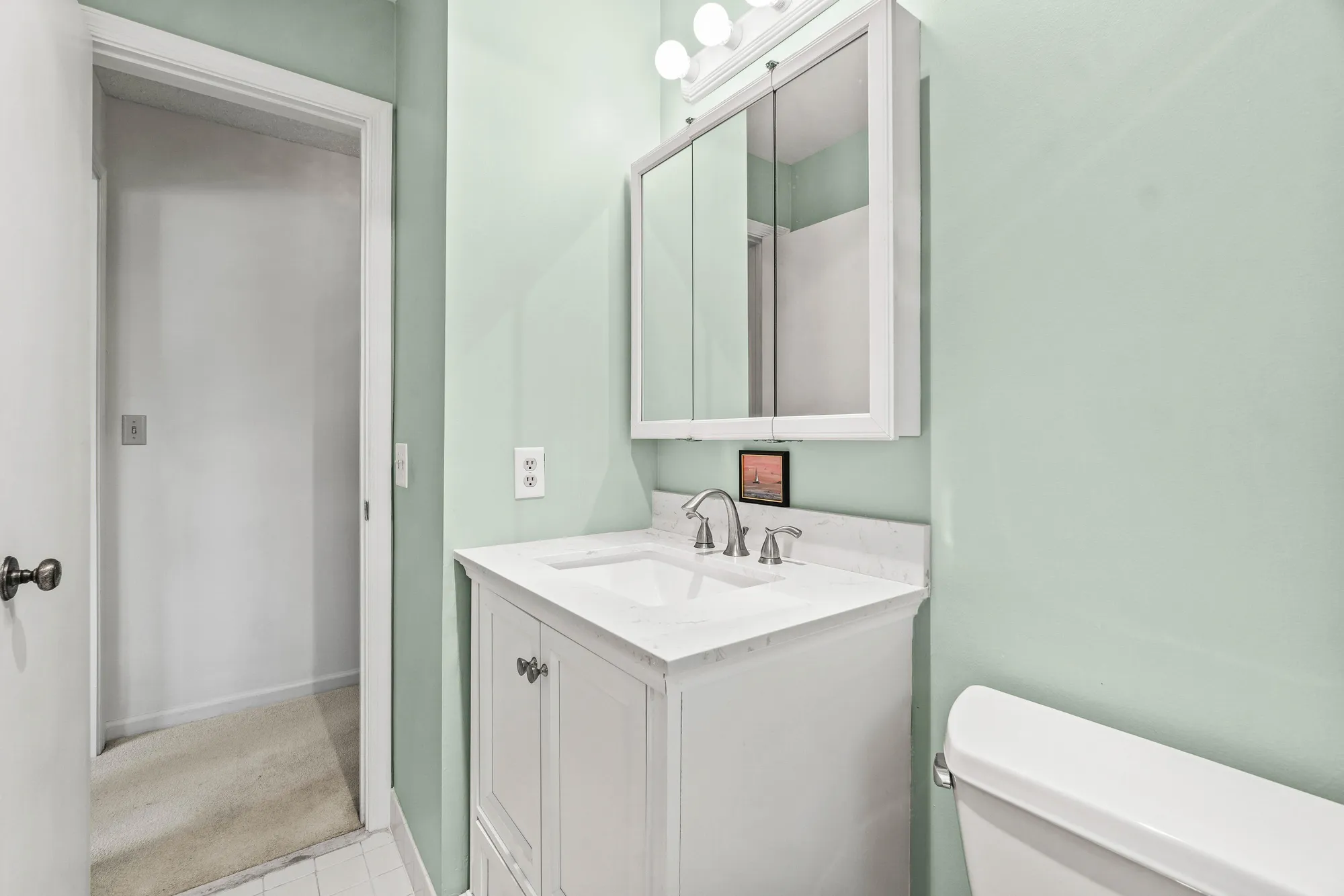 Property Slideshow image 19 of 27 | 4868 hawkwood rd a, Boynton Beach, FL, 33436