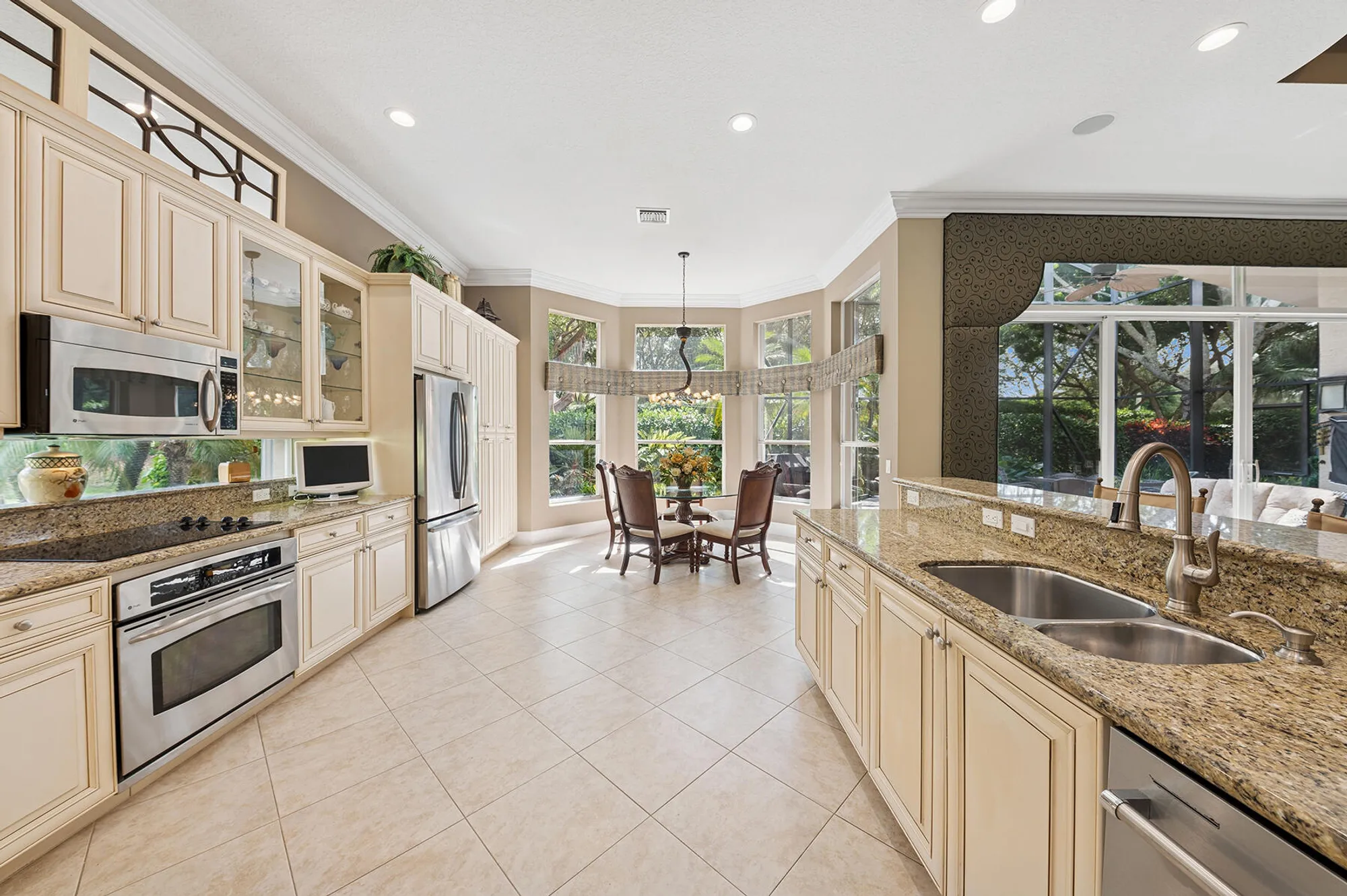 Property Slideshow image 10 of 22 | 6934 great falls cir, Boynton Beach, FL, 33437