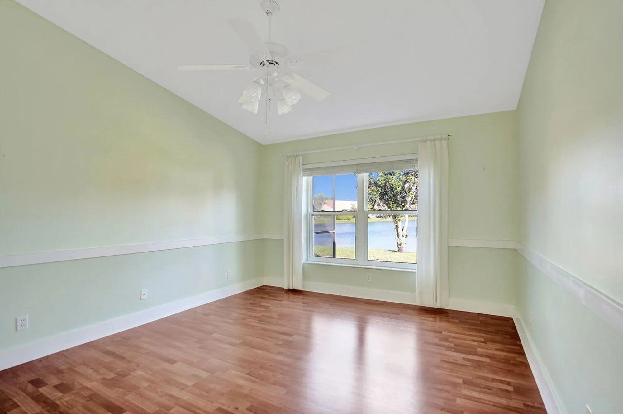 Property Slideshow image 20 of 68 | 2084 stonington ter, West Palm Beach, FL, 33411