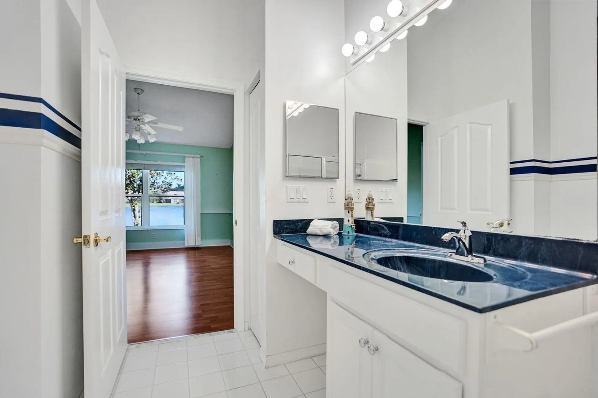 Property Slideshow image 23 of 68 | 2084 stonington ter, West Palm Beach, FL, 33411