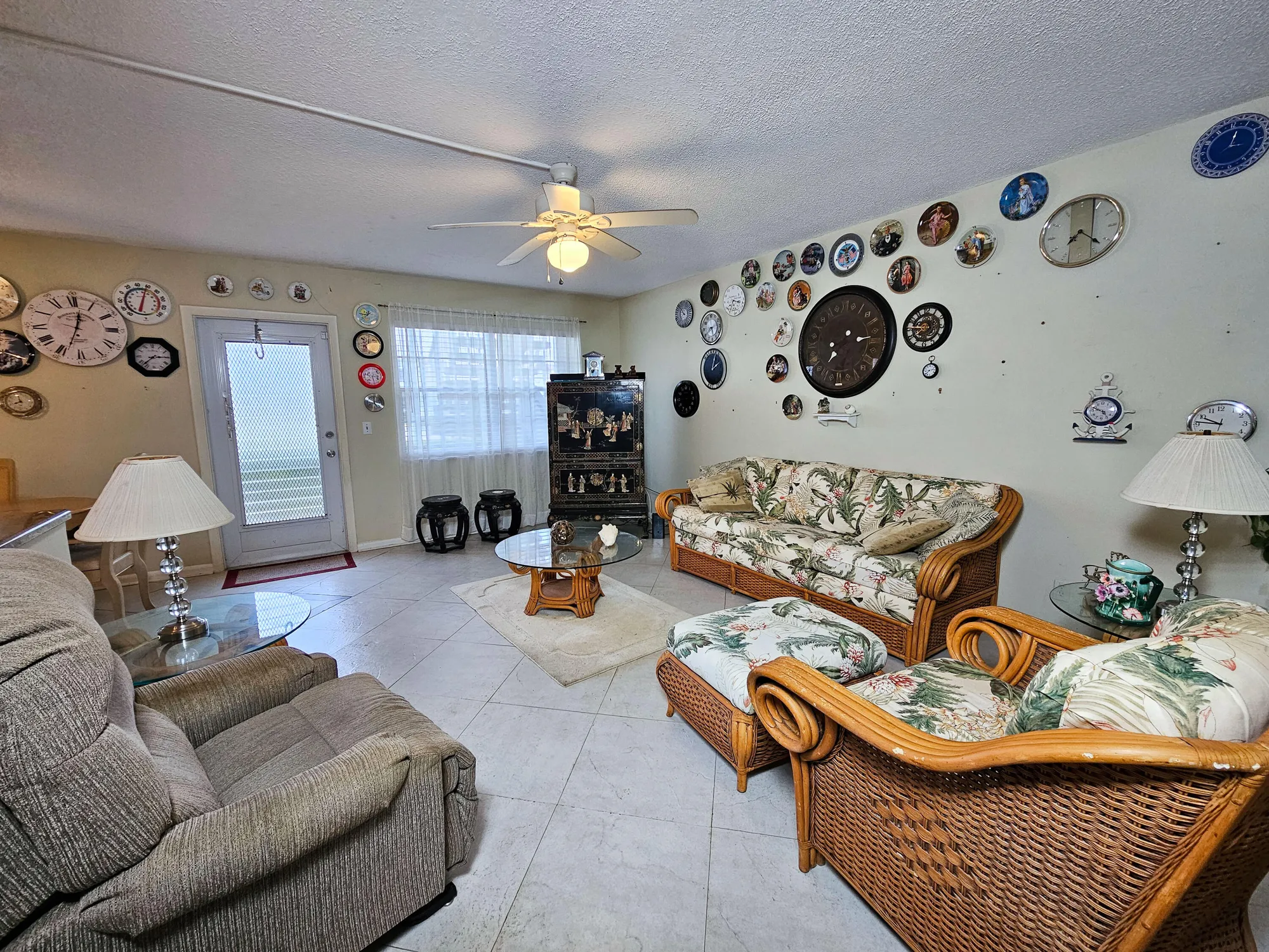Property Slideshow image 2 of 21 | 131 somerset g, West Palm Beach, FL, 33417