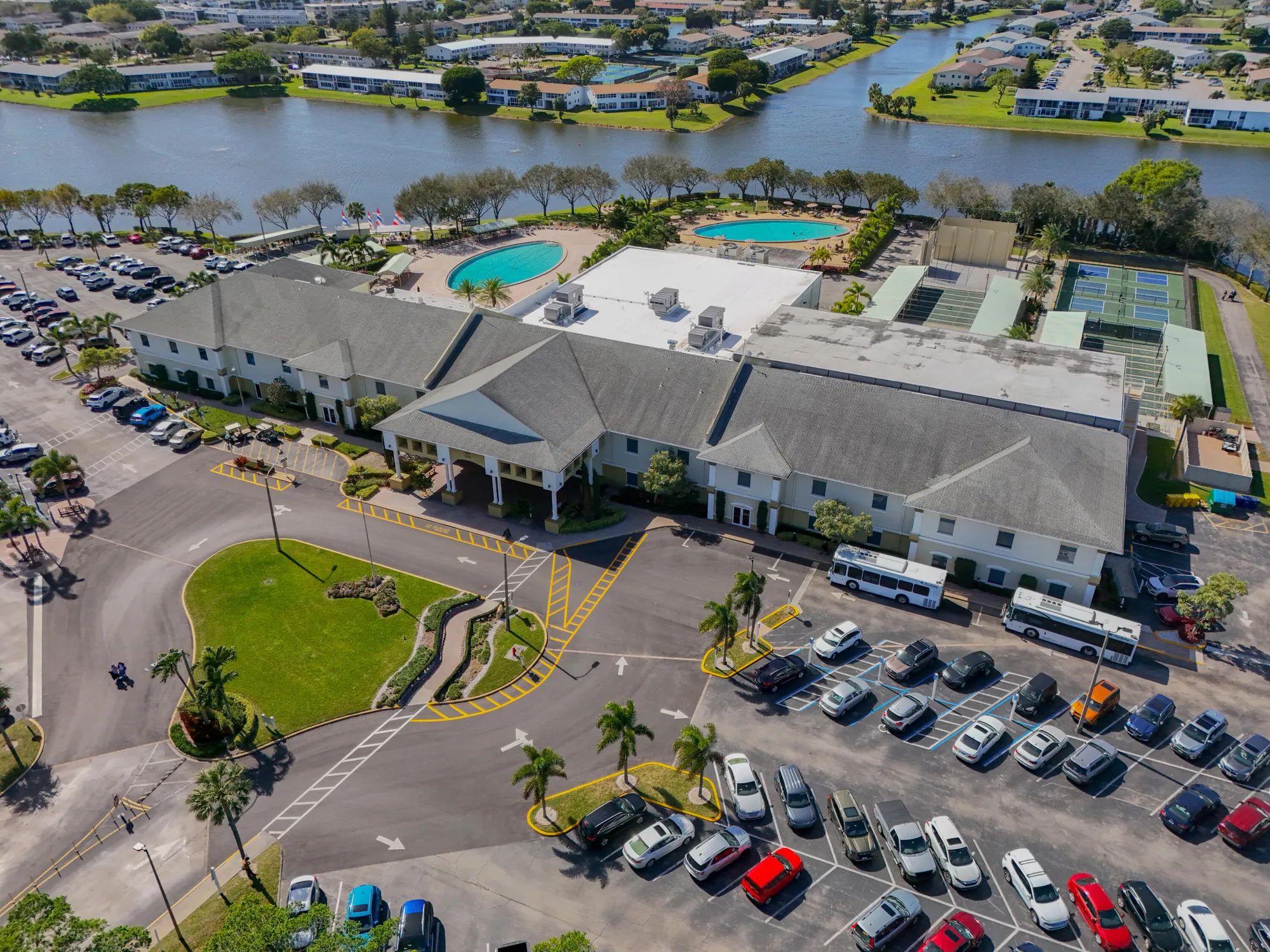 Property Slideshow image 16 of 21 | 131 somerset g, West Palm Beach, FL, 33417