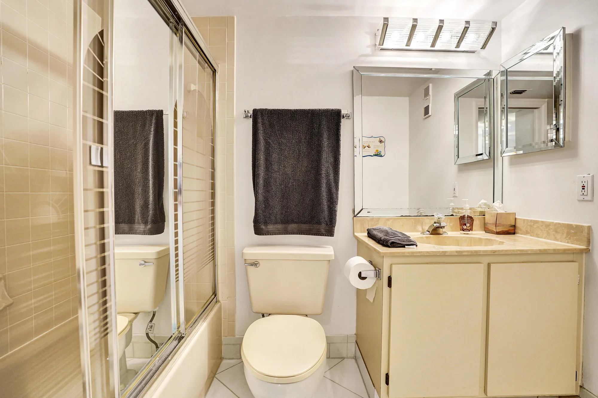 Property Slideshow image 23 of 42 | 14426 amberly ln apt 604, Delray Beach, FL, 33446