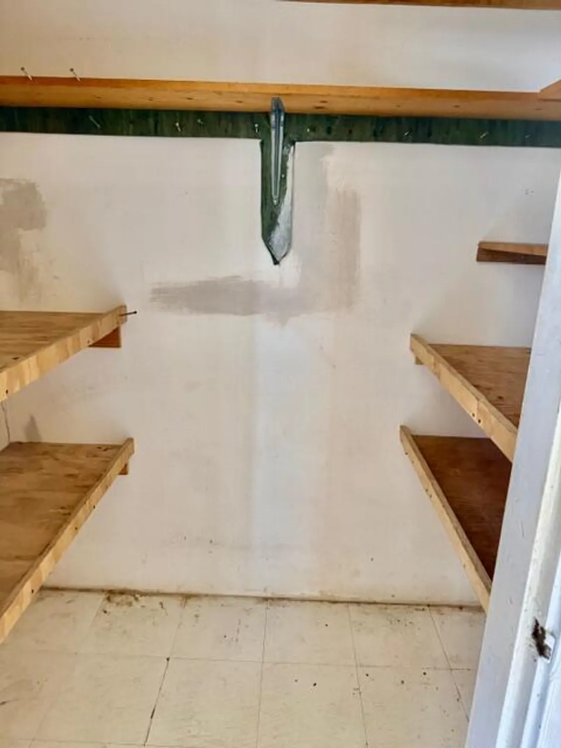 Property Slideshow image 14 of 18 | 2581 barkley dr h, West Palm Beach, FL, 33415