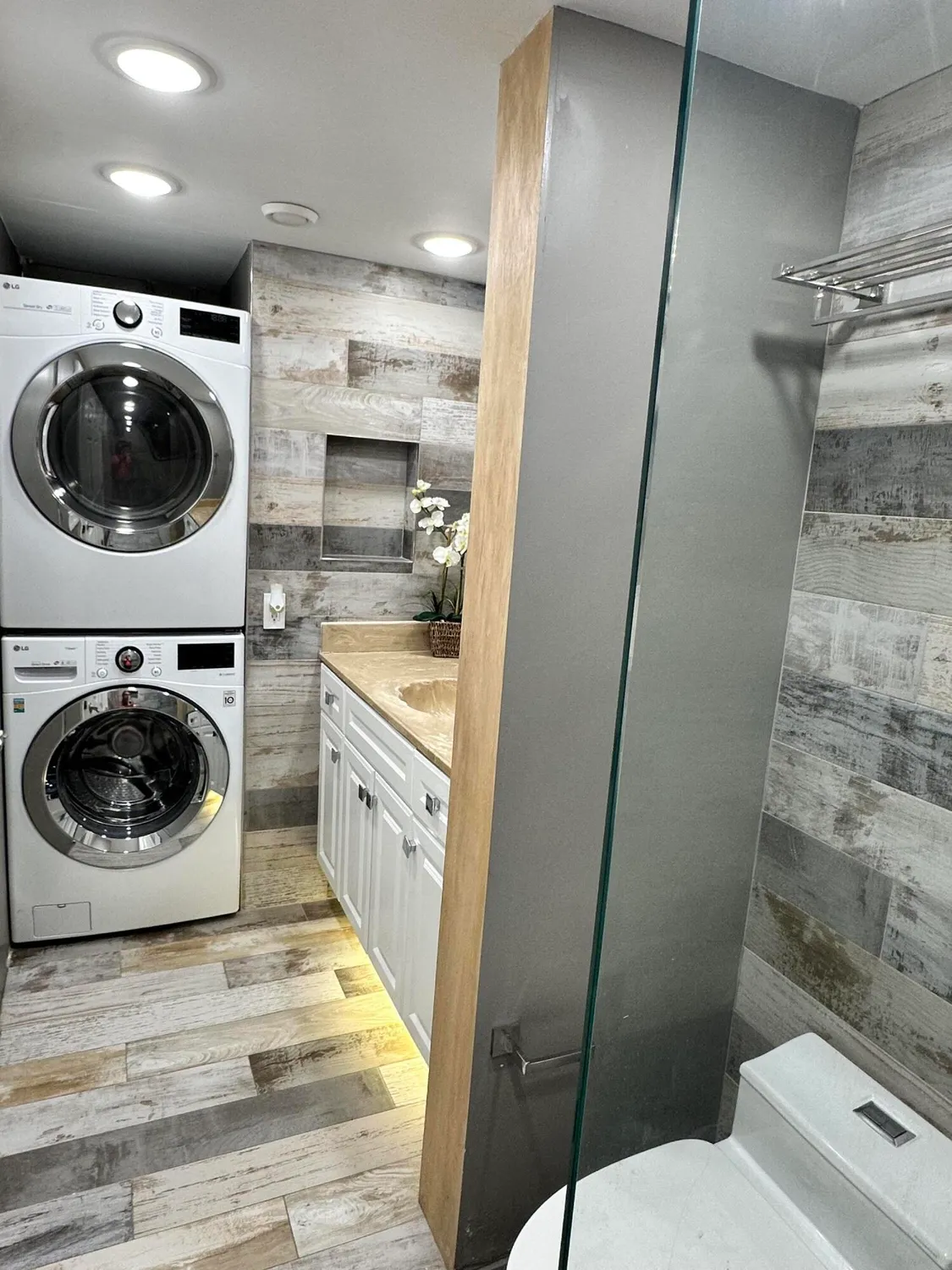 Property Slideshow image 16 of 30 | 9 piedmont a, Delray Beach, FL, 33484