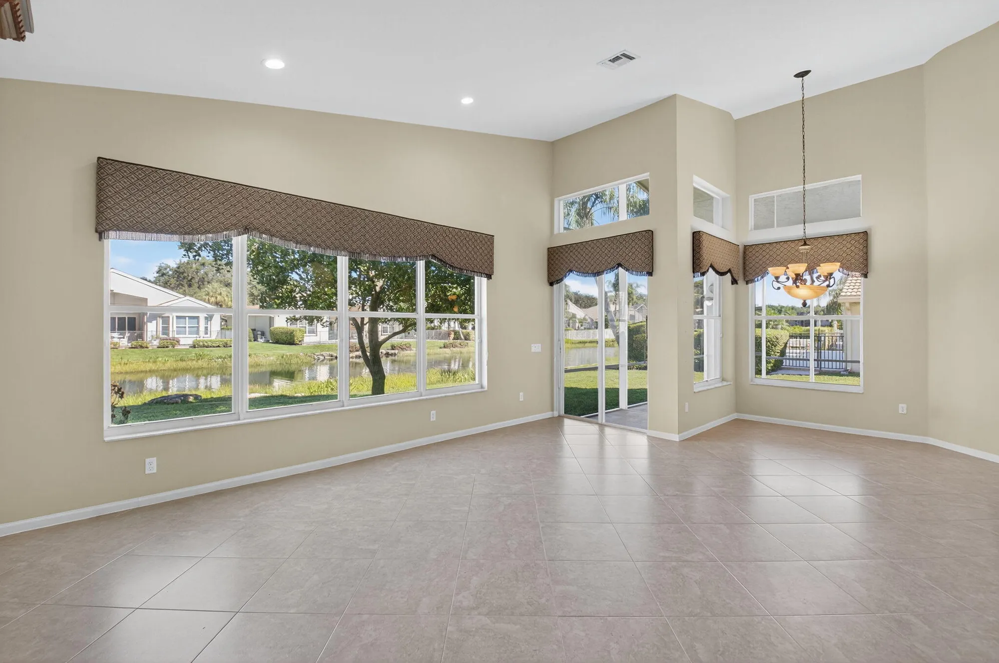 Property Slideshow image 22 of 102 | 7233 francisco bend dr, Delray Beach, FL, 33446