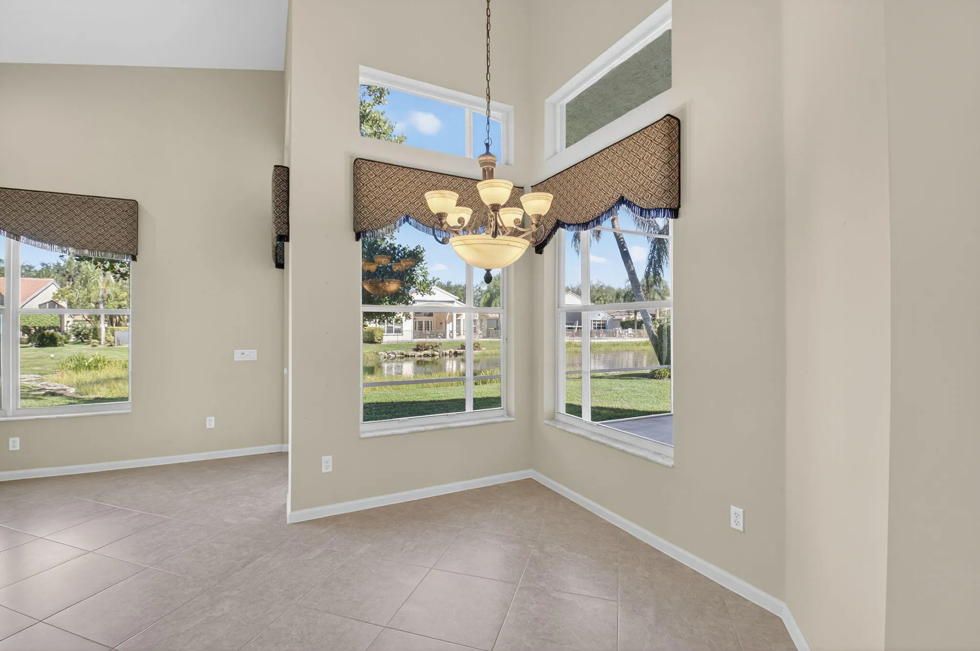 Property Slideshow image 27 of 102 | 7233 francisco bend dr, Delray Beach, FL, 33446