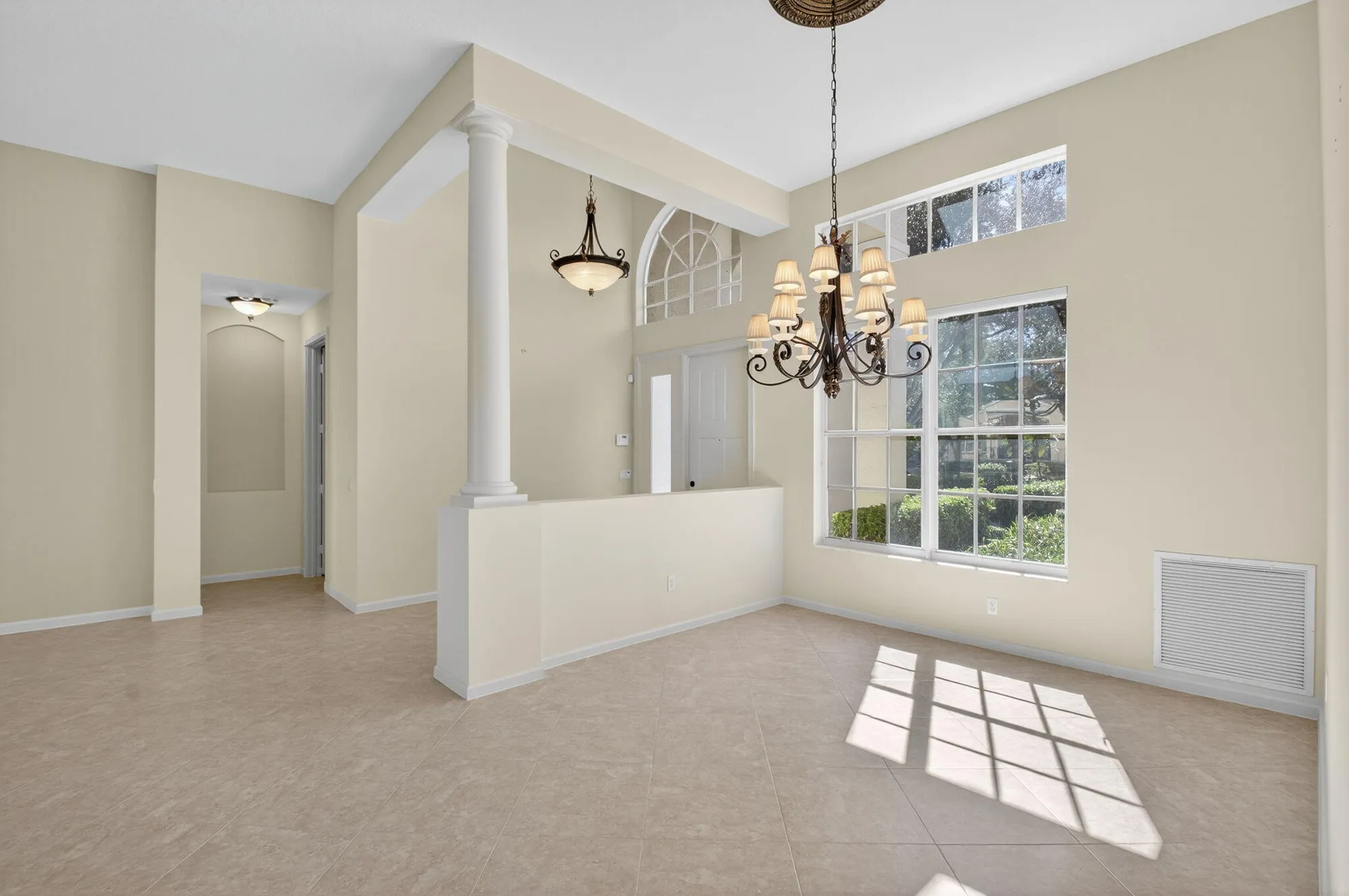 Property Slideshow image 10 of 102 | 7233 francisco bend dr, Delray Beach, FL, 33446