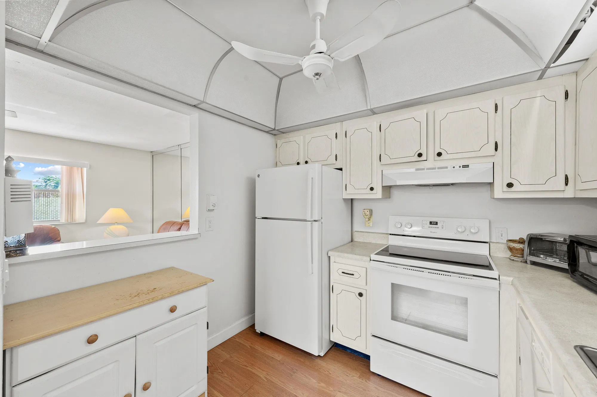 Property Slideshow image 13 of 63 | 43 saxony a, Delray Beach, FL, 33446