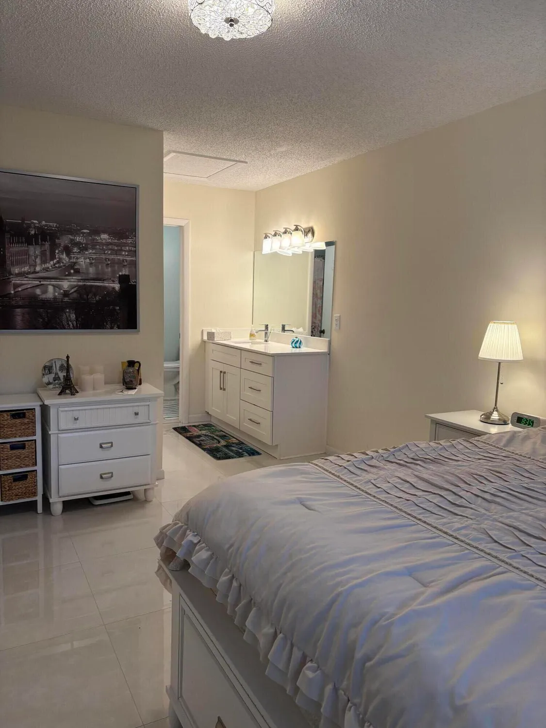 Property Slideshow image 8 of 16 | 13782 via flora c, Delray Beach, FL, 33484