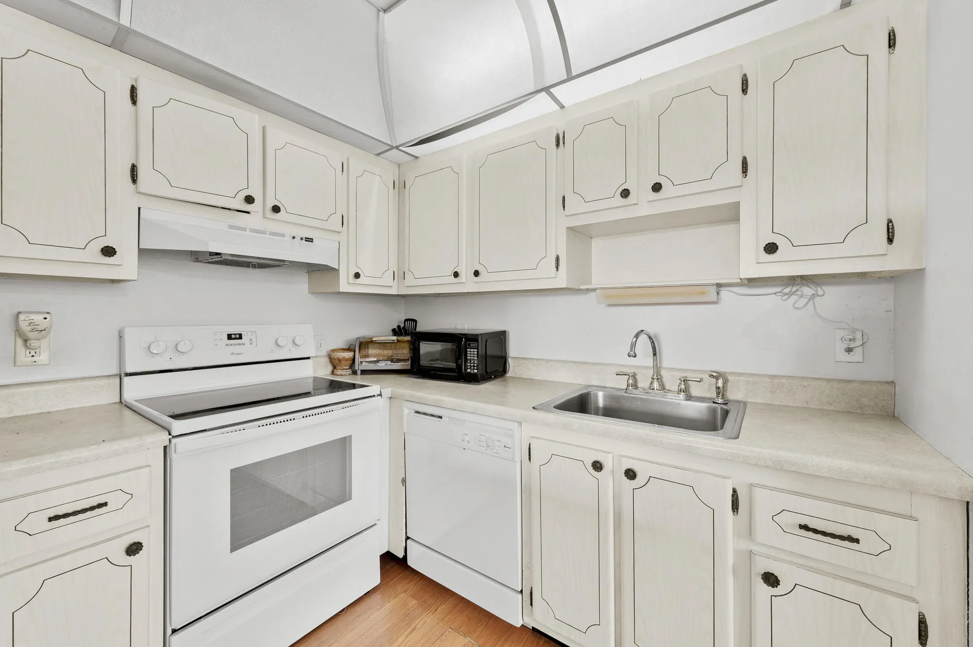 Property Slideshow image 15 of 63 | 43 saxony a, Delray Beach, FL, 33446