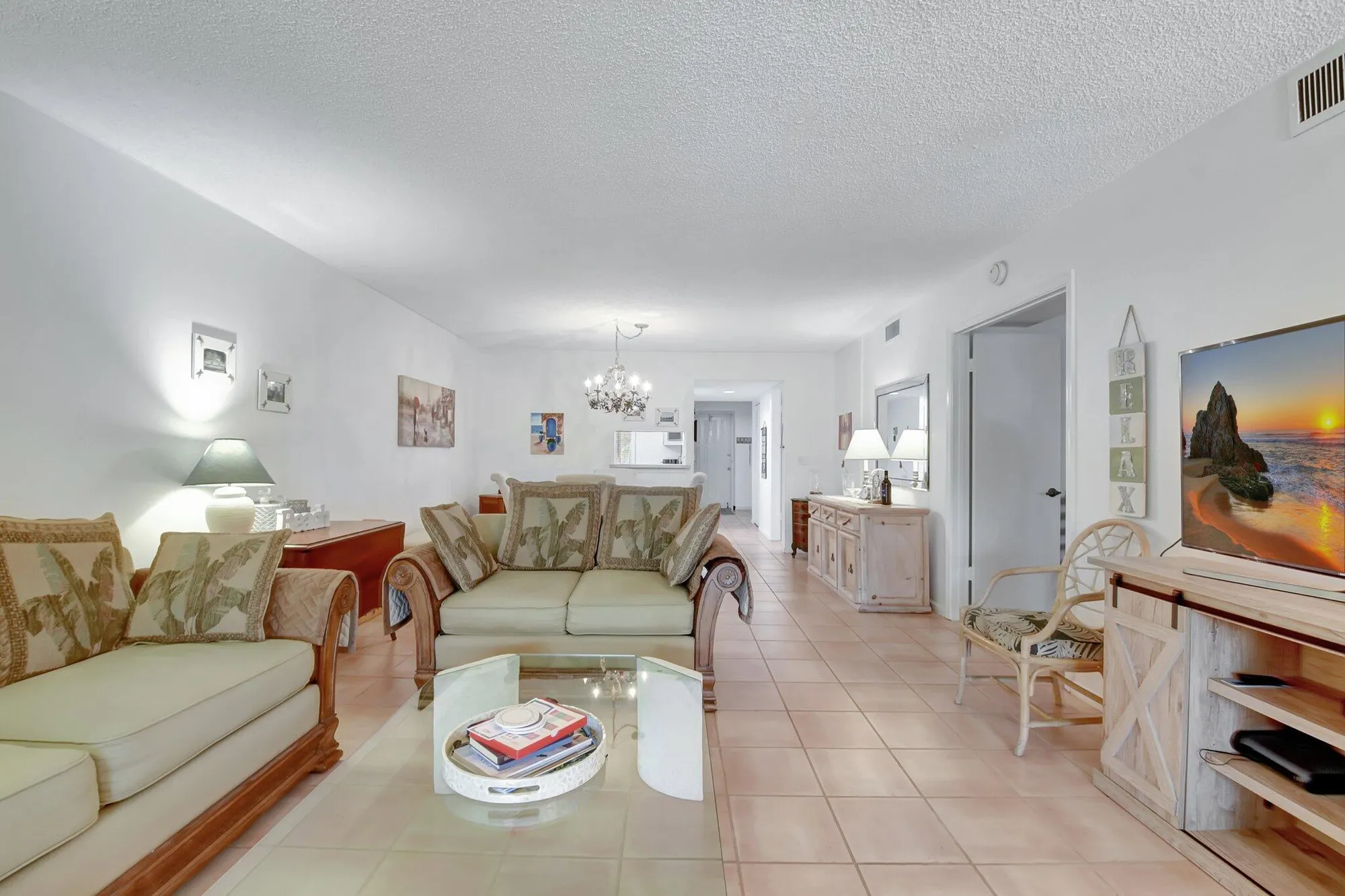 Property Slideshow image 14 of 55 | 10187 mangrove dr 204, Boynton Beach, FL, 33437