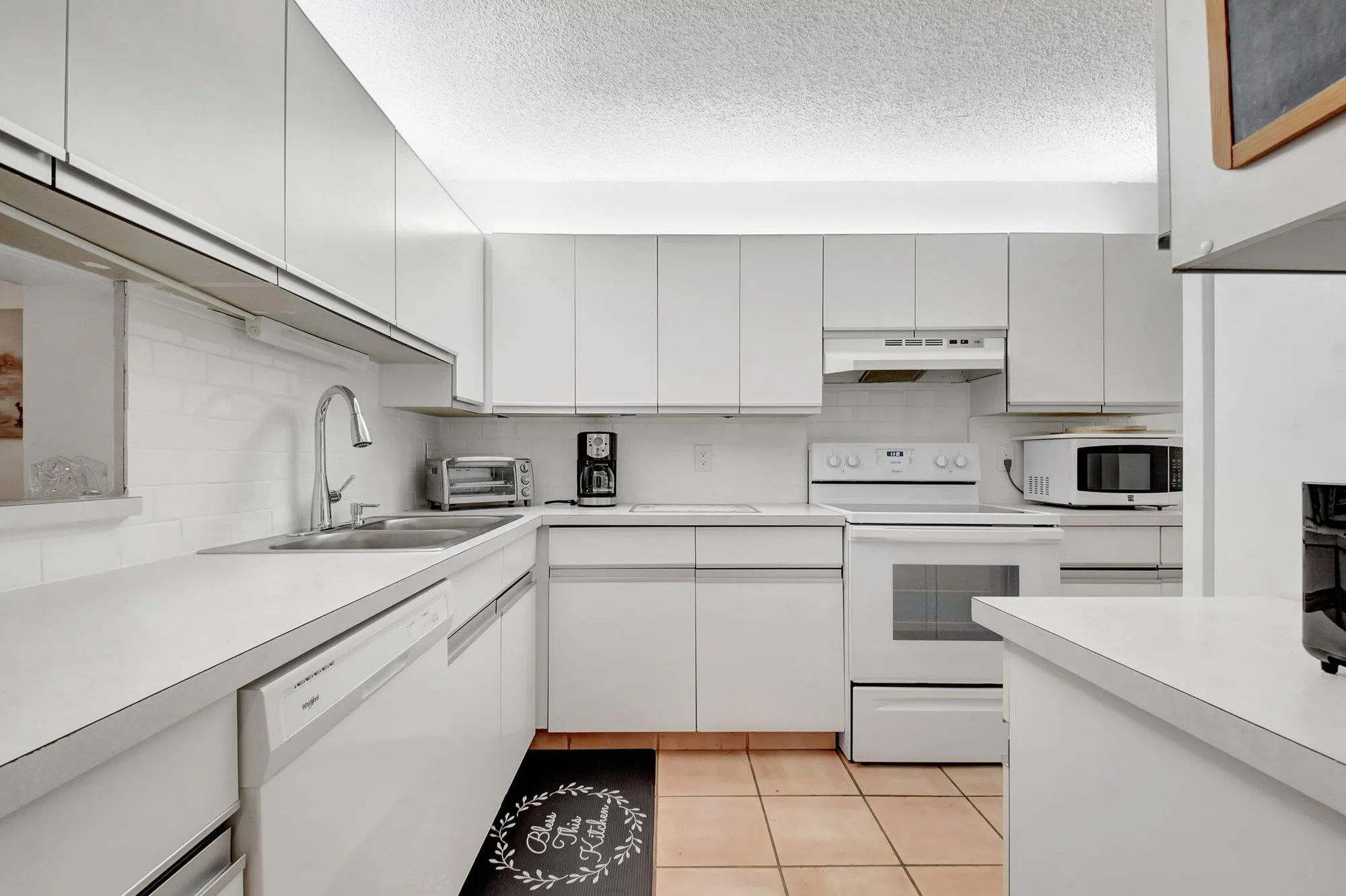 Property Slideshow image 16 of 55 | 10187 mangrove dr 204, Boynton Beach, FL, 33437