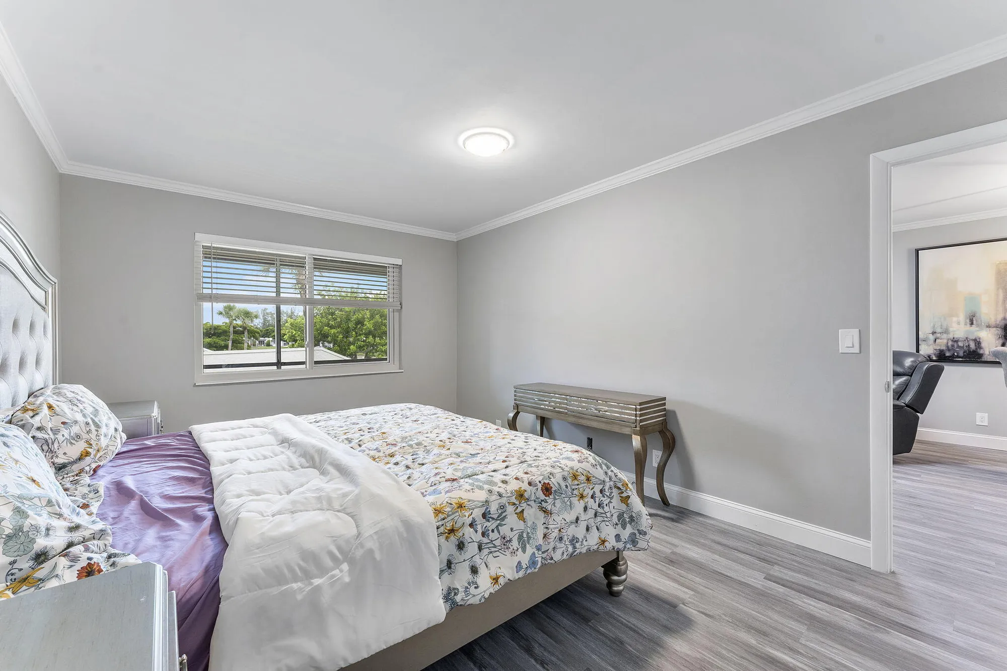 Property Slideshow image 10 of 23 | 118 lake constance dr, West Palm Beach, FL, 33411