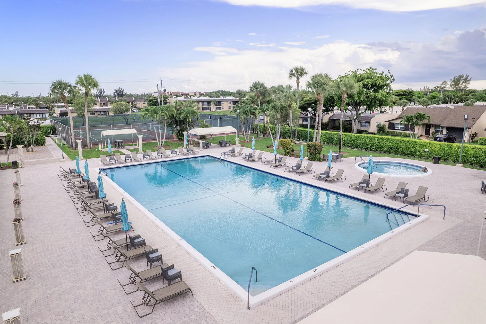 Property Slideshow image 21 of 23 | 118 lake constance dr, West Palm Beach, FL, 33411