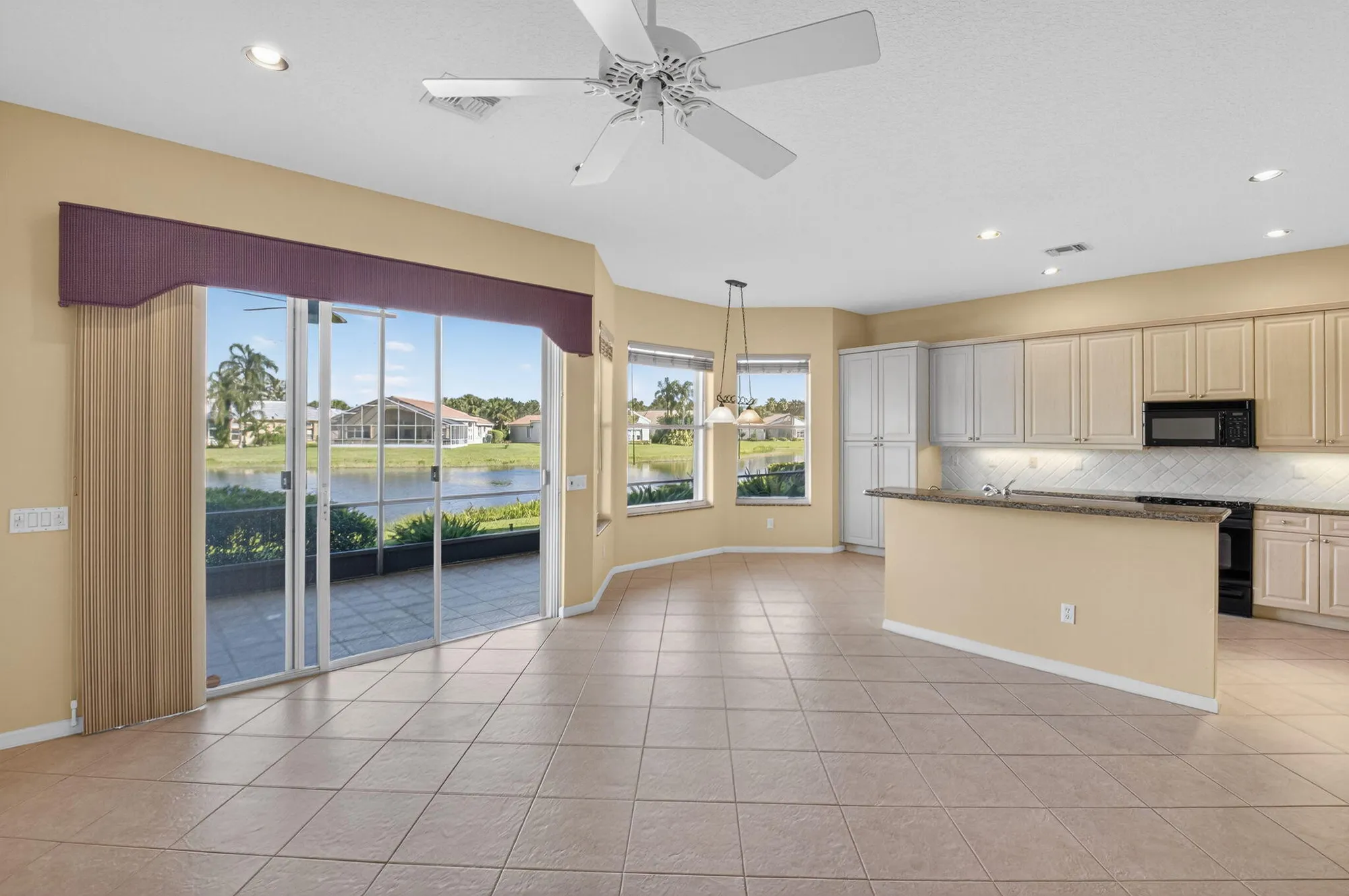 Property Slideshow image 21 of 94 | 7303 morocca lake dr, Delray Beach, FL, 33446