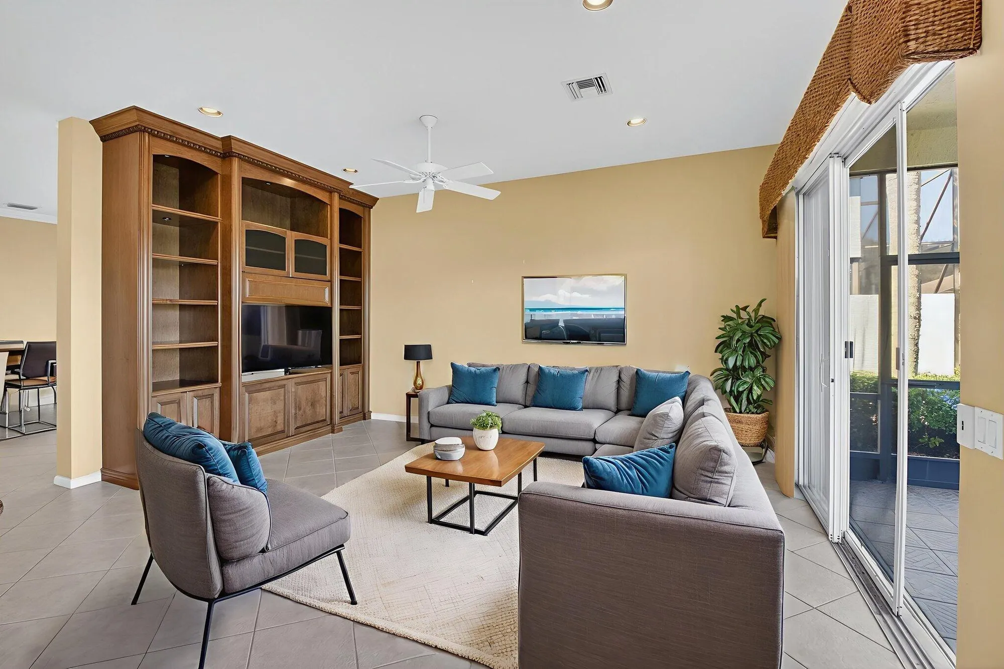 Property Slideshow image 22 of 94 | 7303 morocca lake dr, Delray Beach, FL, 33446