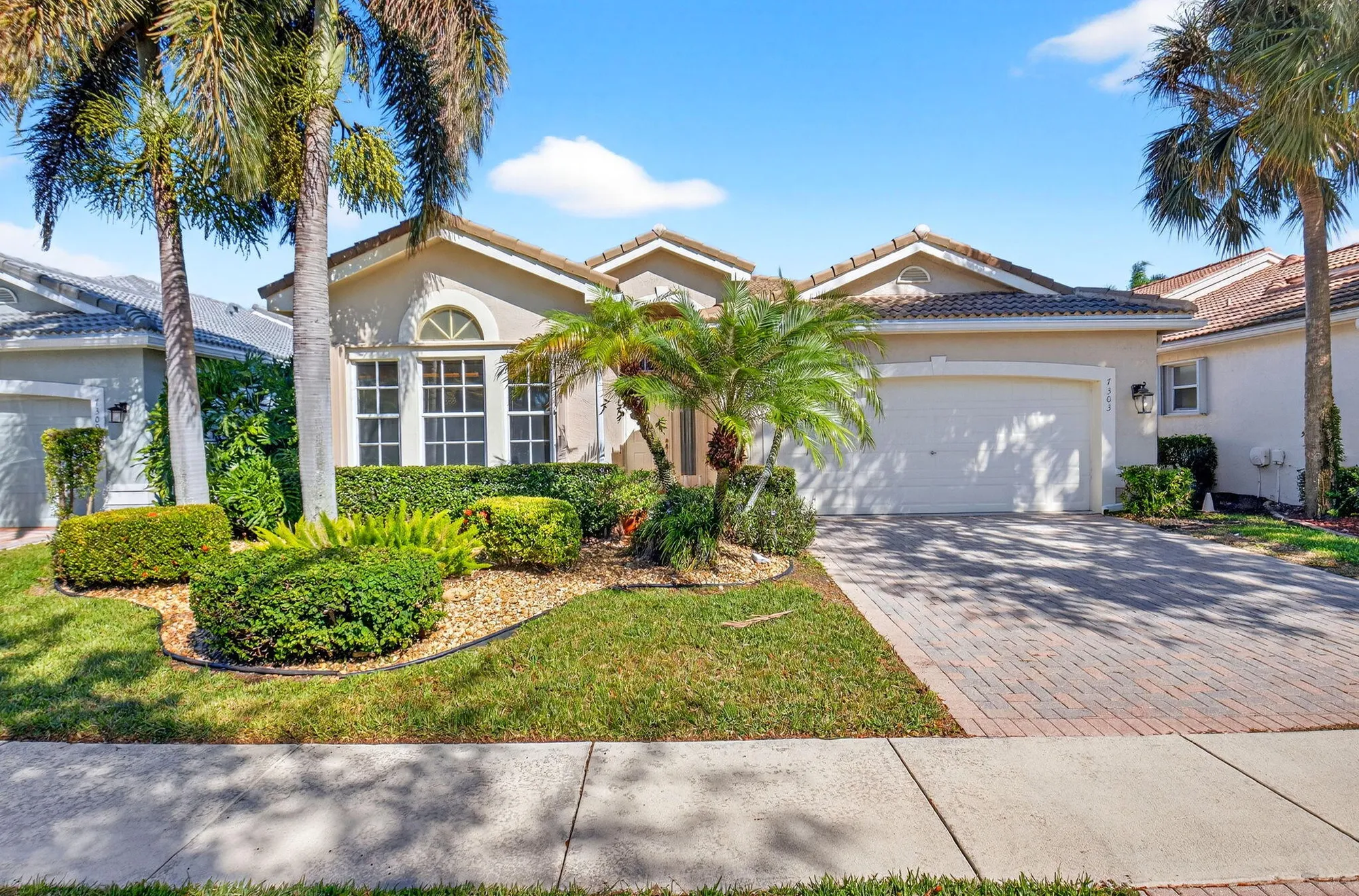Property Slideshow image 38 of 94 | 7303 morocca lake dr, Delray Beach, FL, 33446