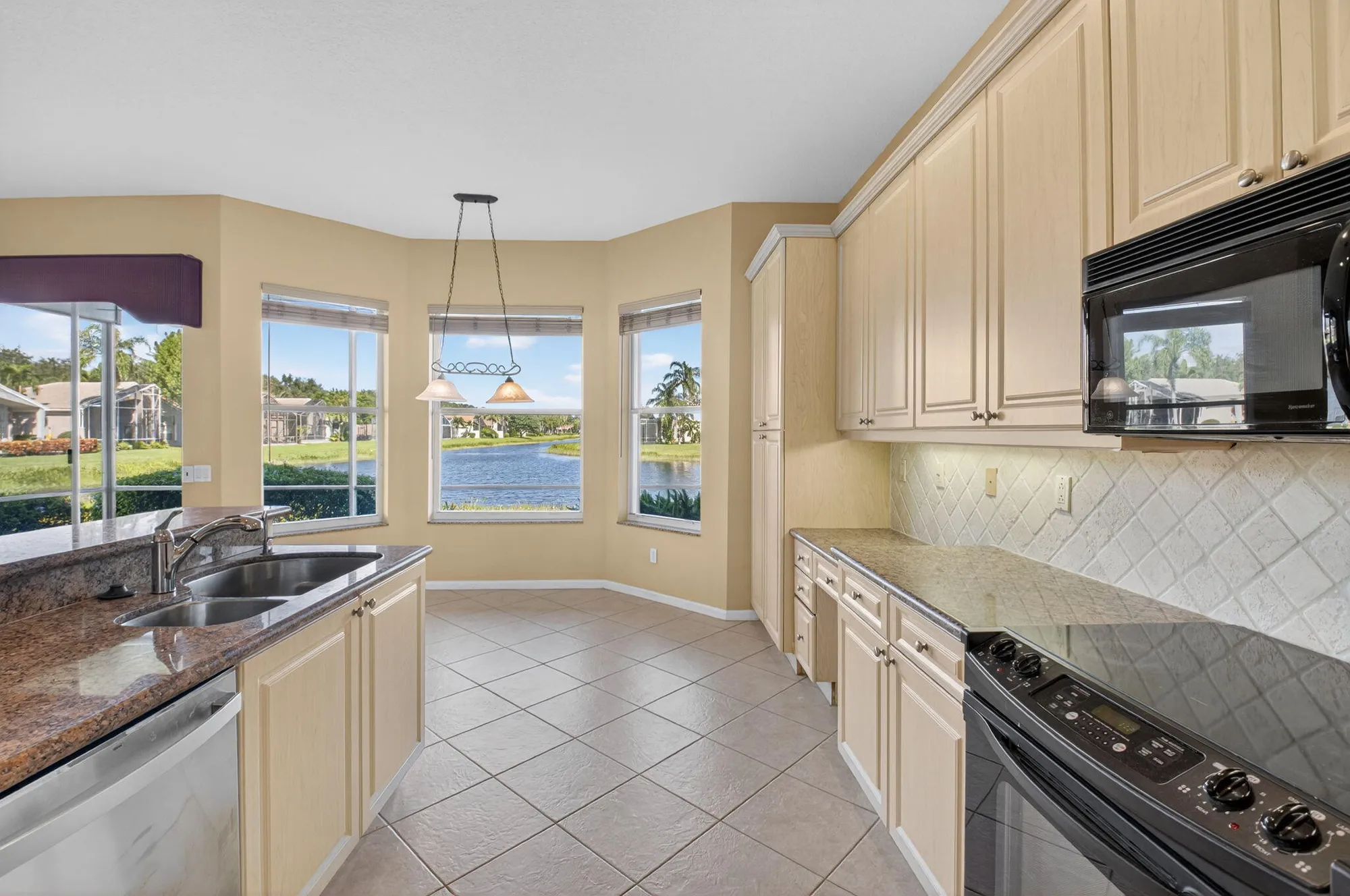 Property Slideshow image 20 of 94 | 7303 morocca lake dr, Delray Beach, FL, 33446