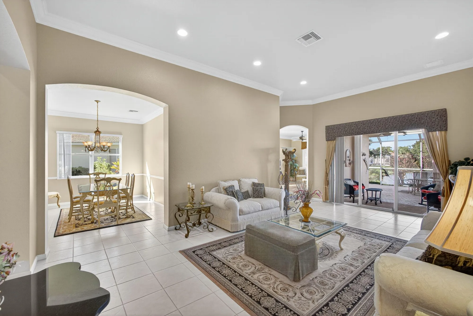 Property Slideshow image 5 of 44 | 9089 bay harbour cir, West Palm Beach, FL, 33411