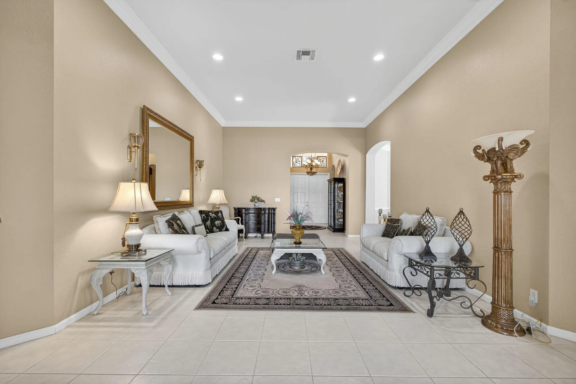 Property Slideshow image 6 of 44 | 9089 bay harbour cir, West Palm Beach, FL, 33411