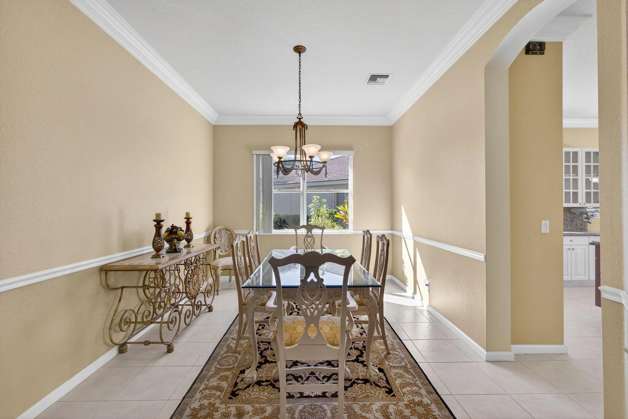 Property Slideshow image 8 of 44 | 9089 bay harbour cir, West Palm Beach, FL, 33411
