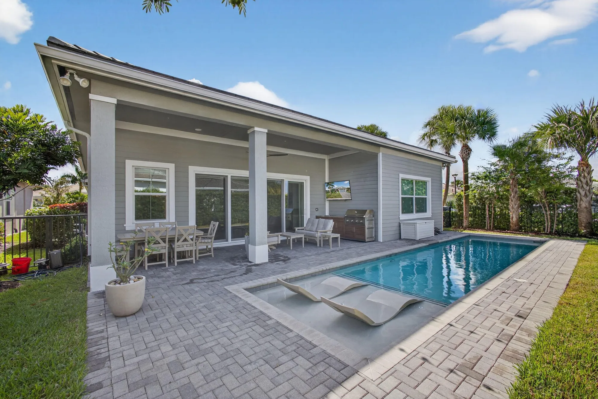 Property Slideshow image 38 of 65 | 9935 timber creek way, Palm Beach Gardens, FL, 33412