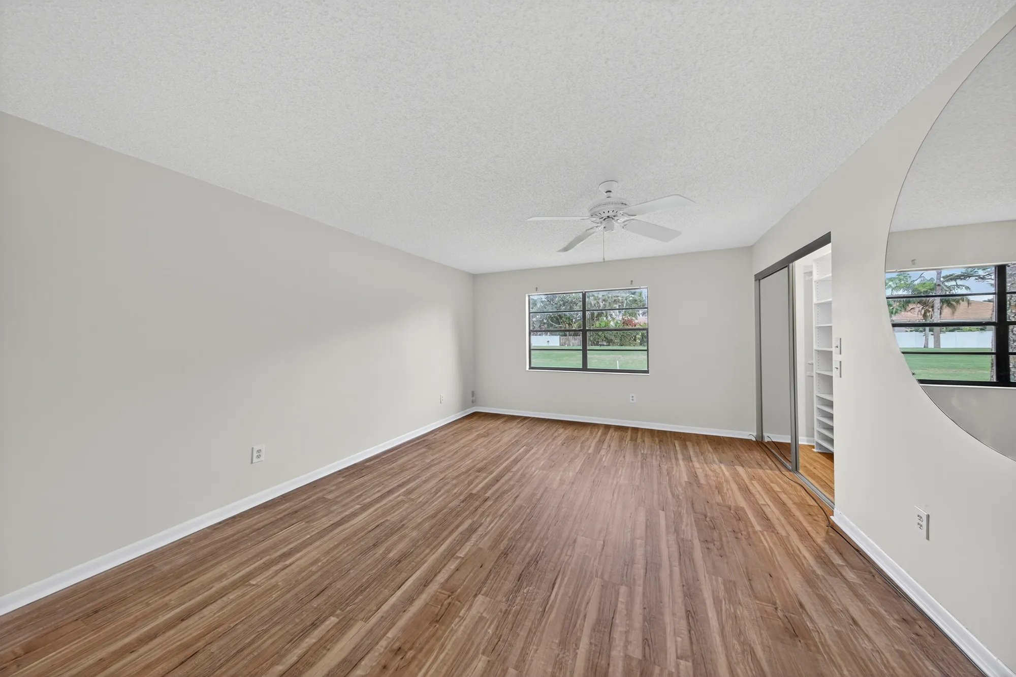 Property Slideshow image 18 of 37 | 9187 norte lago 5i, Boca Raton, FL, 33428