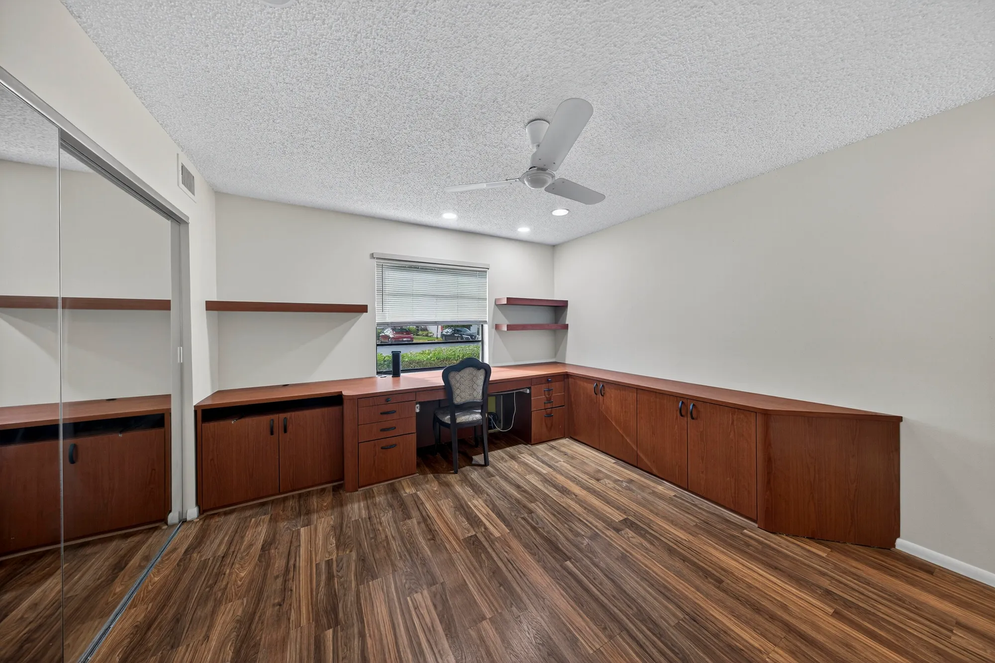 Property Slideshow image 26 of 37 | 9187 norte lago 5i, Boca Raton, FL, 33428