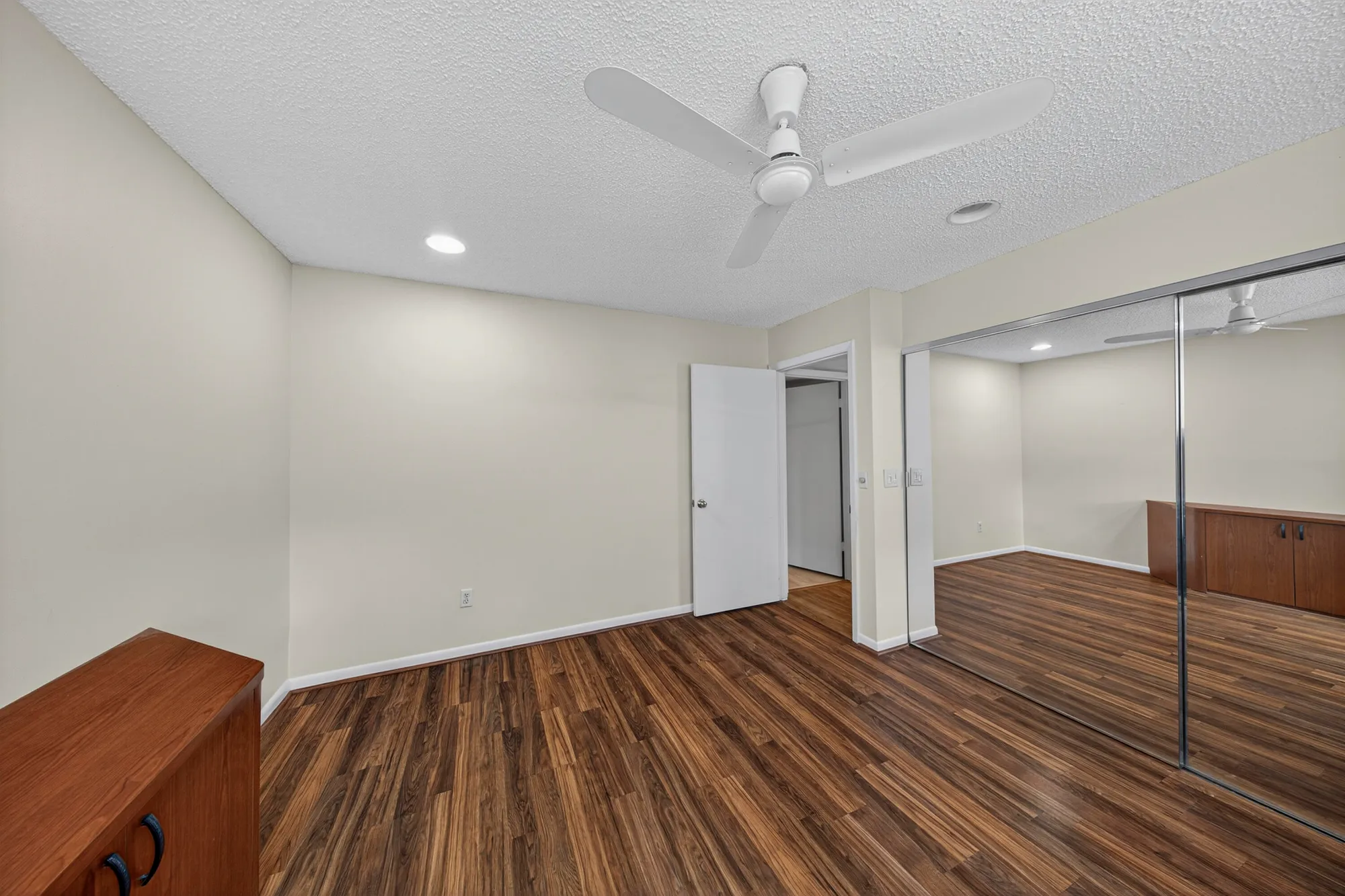 Property Slideshow image 28 of 37 | 9187 norte lago 5i, Boca Raton, FL, 33428