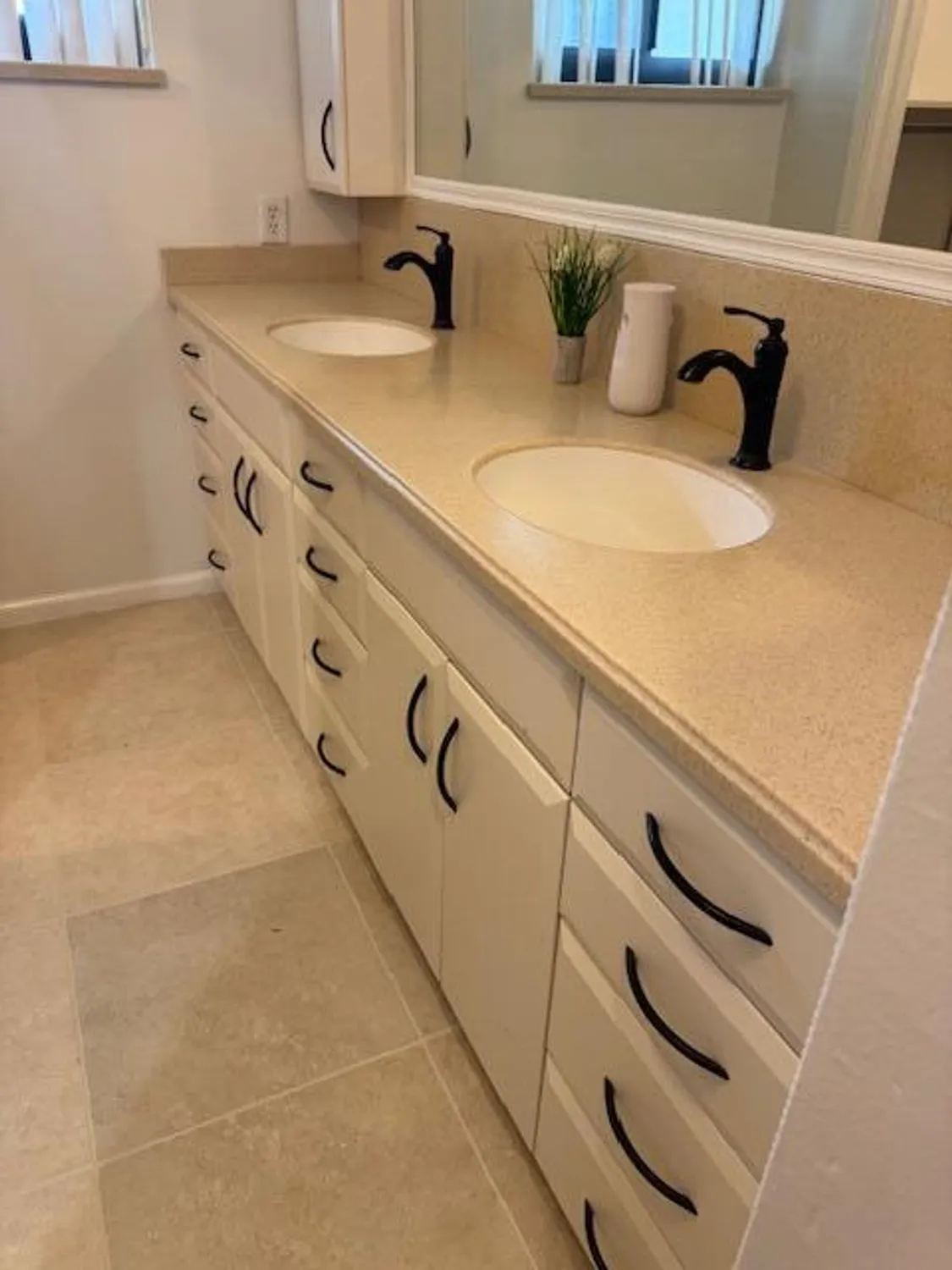 Property Slideshow image 16 of 49 | 10298 greentrail dr, Boynton Beach, FL, 33436