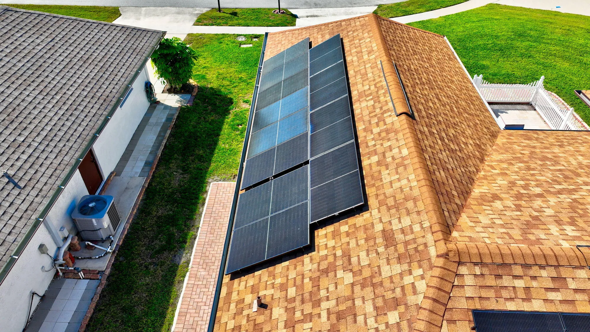 Property Slideshow image 34 of 49 | 10298 greentrail dr, Boynton Beach, FL, 33436