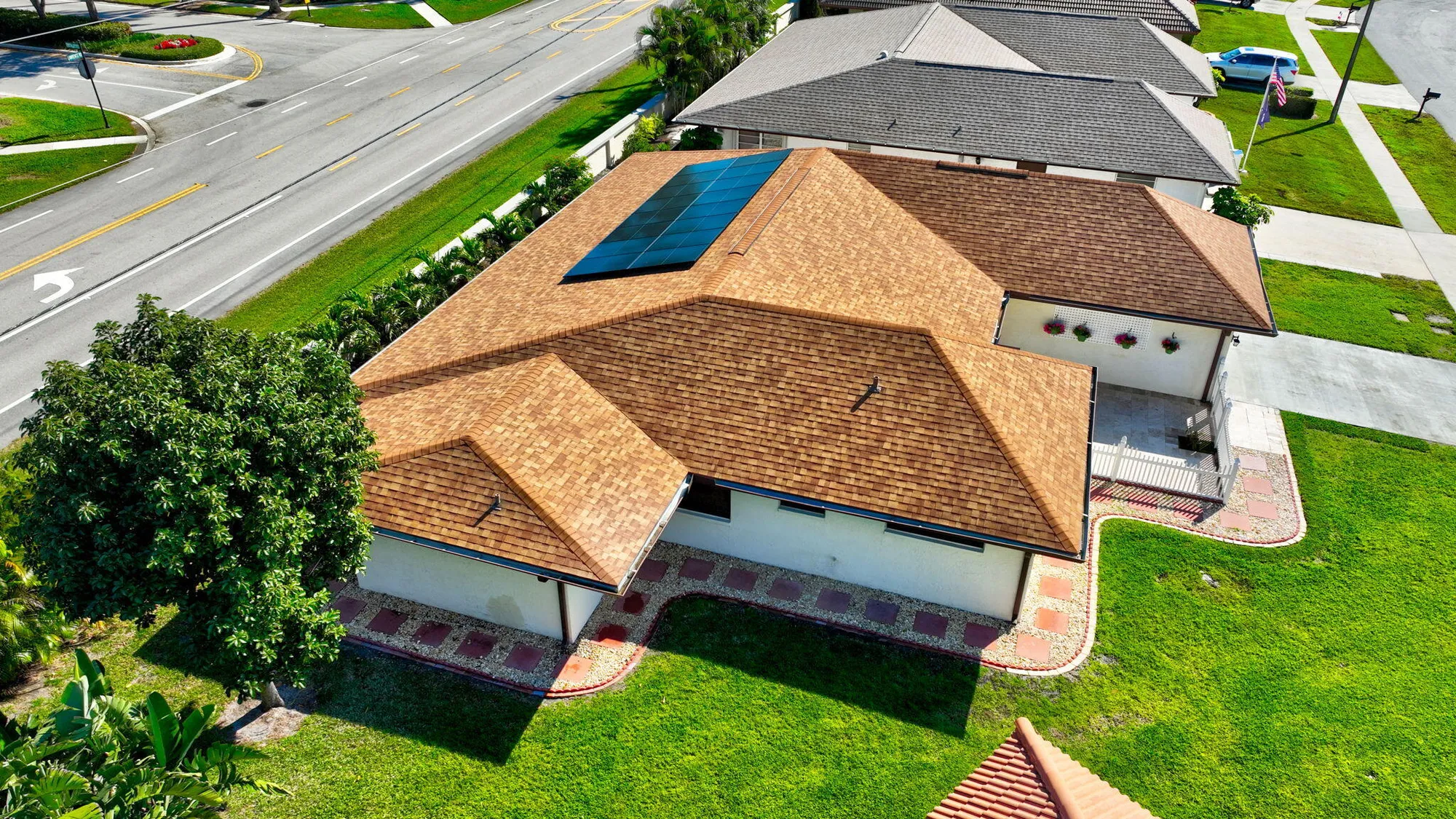 Property Slideshow image 37 of 49 | 10298 greentrail dr, Boynton Beach, FL, 33436