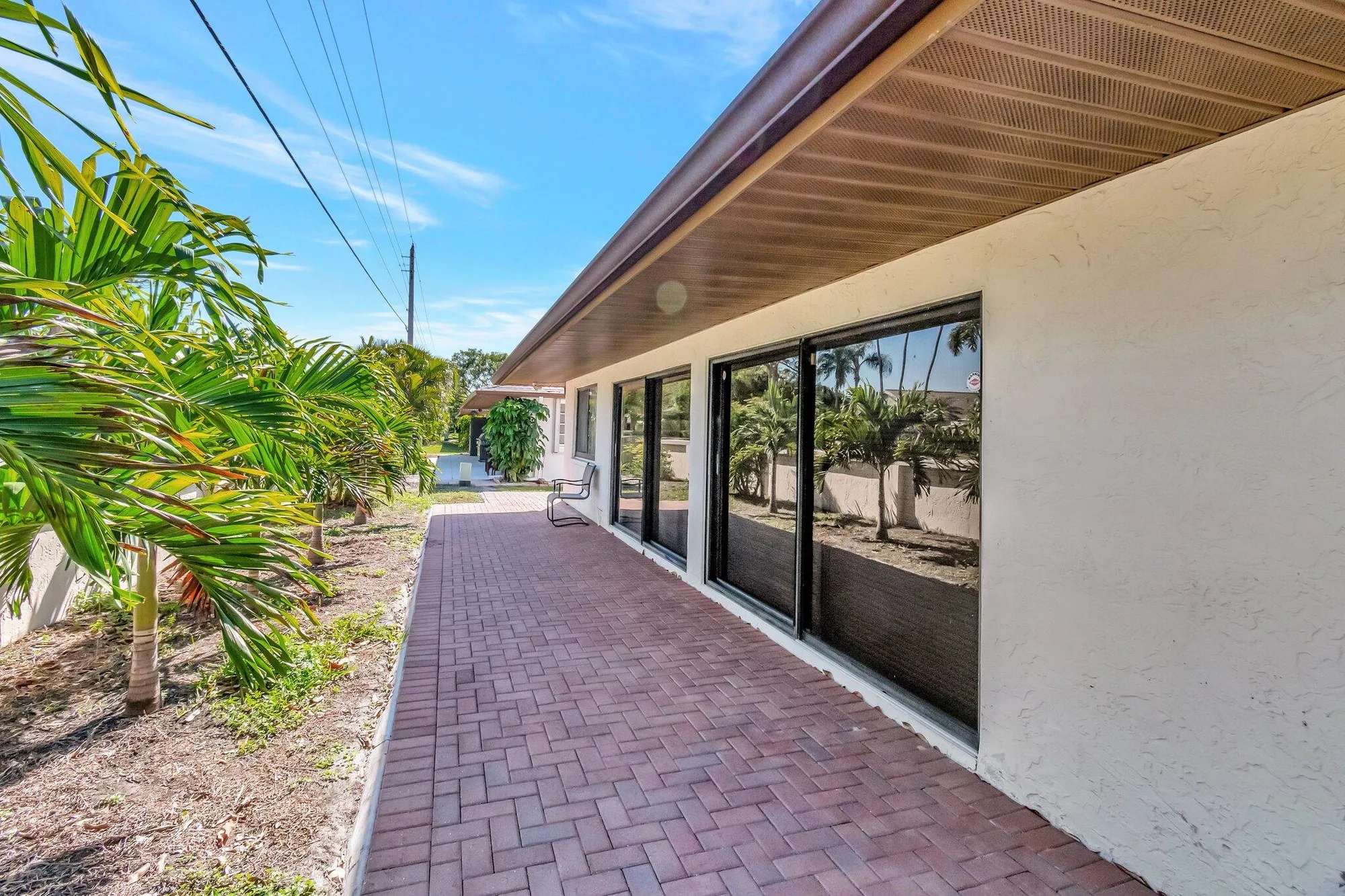 Property Slideshow image 28 of 49 | 10298 greentrail dr, Boynton Beach, FL, 33436