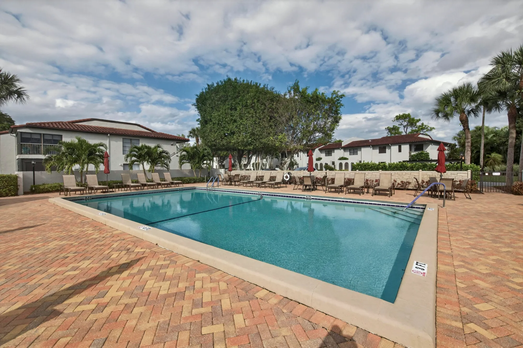 Property Slideshow image 34 of 37 | 9187 norte lago 5i, Boca Raton, FL, 33428