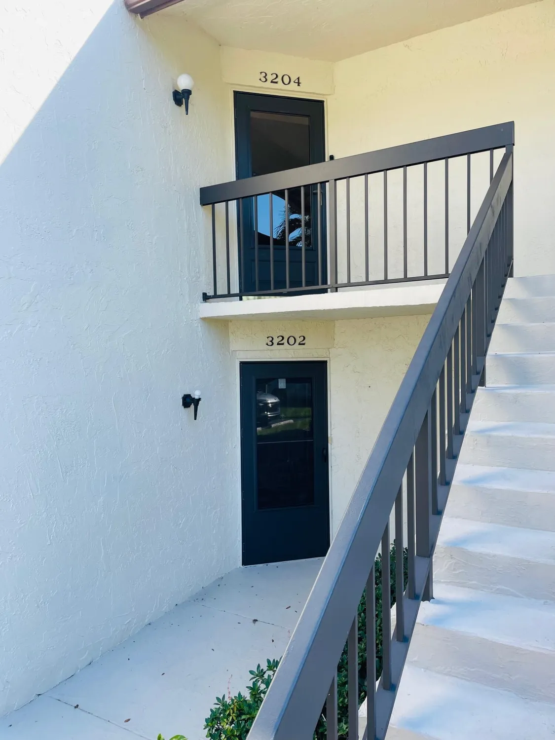 Property Slideshow image 4 of 32 | 3204 perimeter dr # 3204, Greenacres, FL, 33467