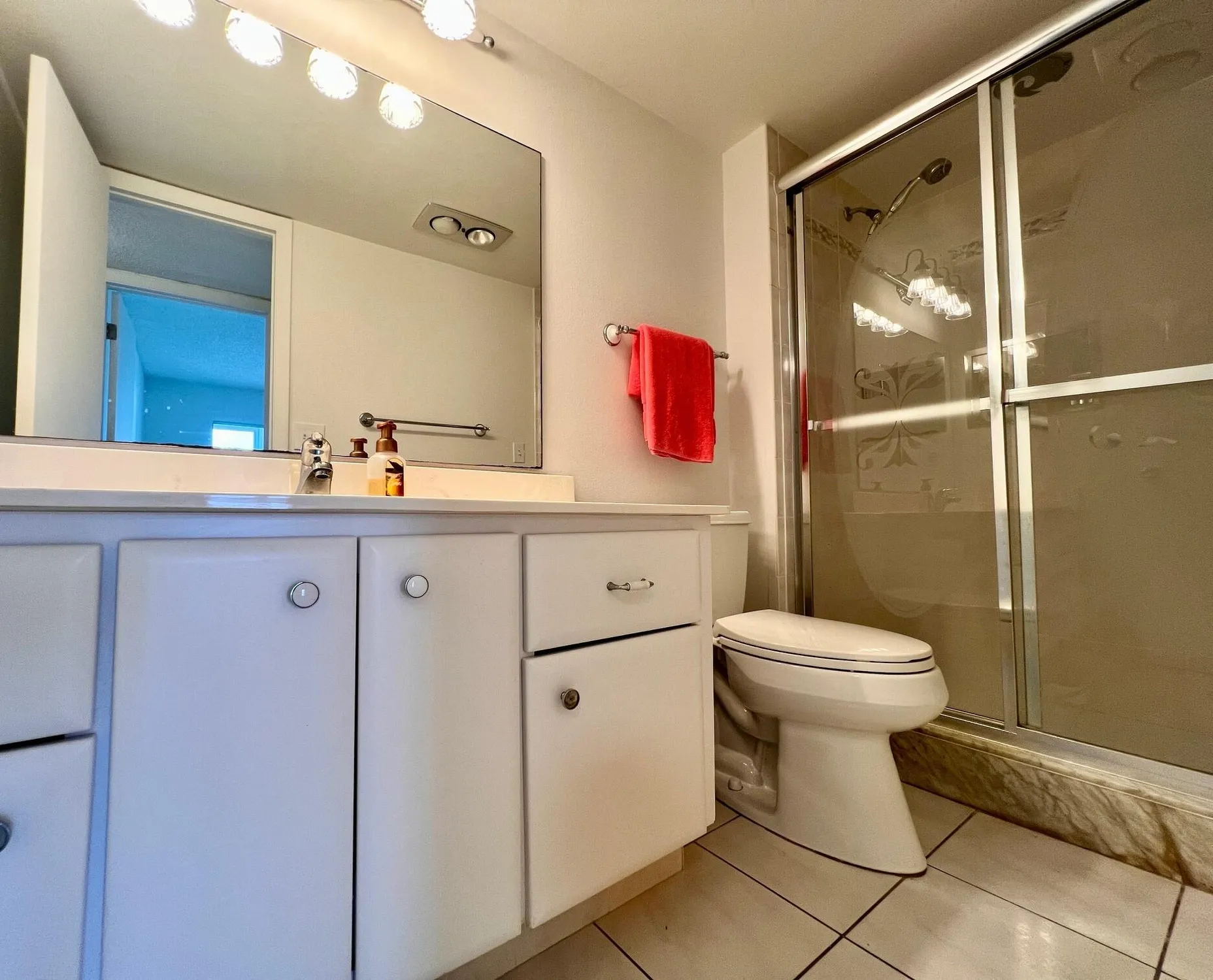 Property Slideshow image 7 of 21 | 461 wellington j, West Palm Beach, FL, 33417