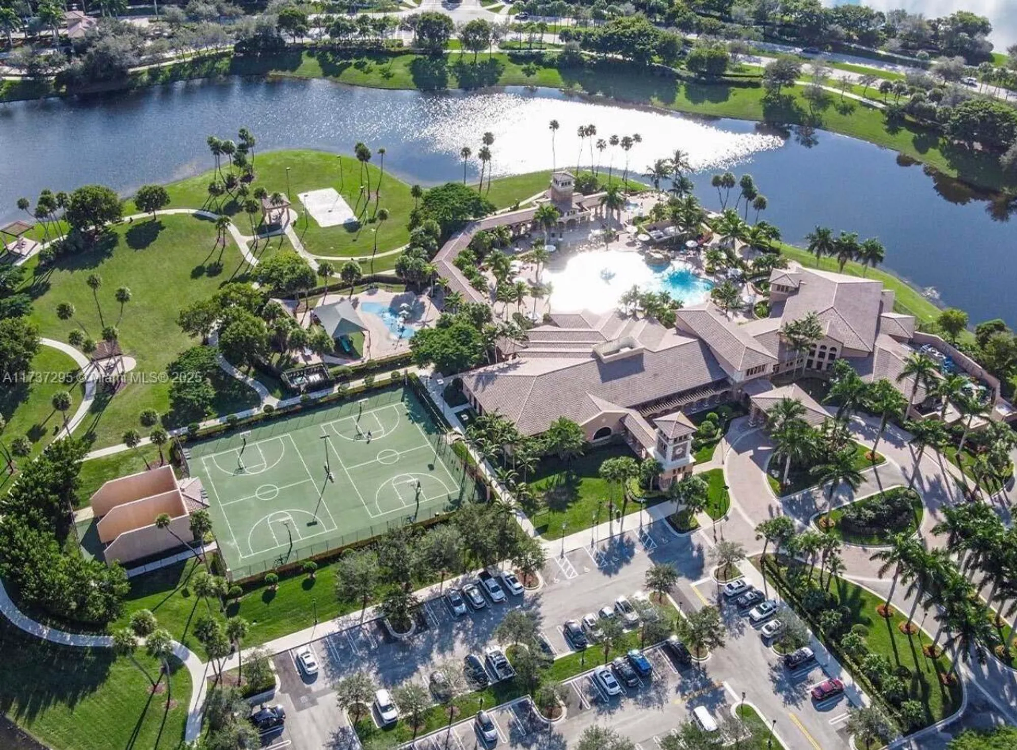 Property Slideshow image 23 of 27 | 9744 s belfort cir 202, Tamarac, FL, 33321