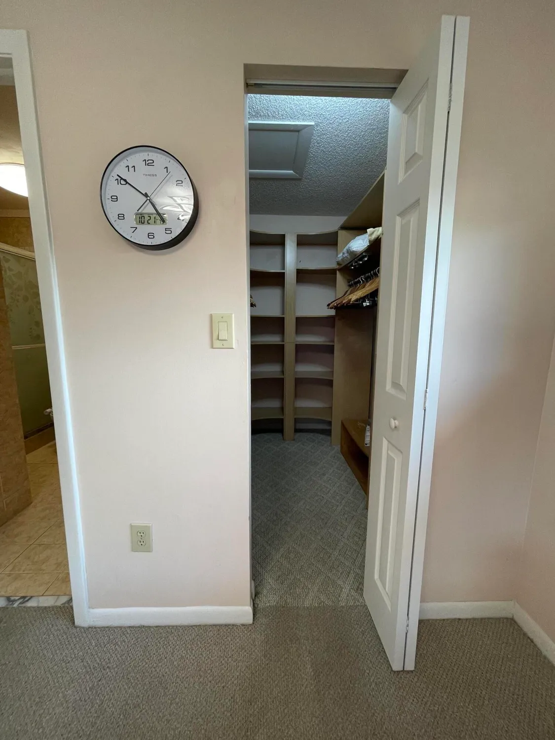 Property Slideshow image 14 of 27 | 9744 s belfort cir 202, Tamarac, FL, 33321